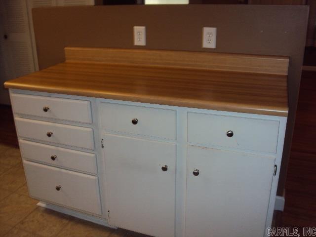 Delta Lawn - Residential