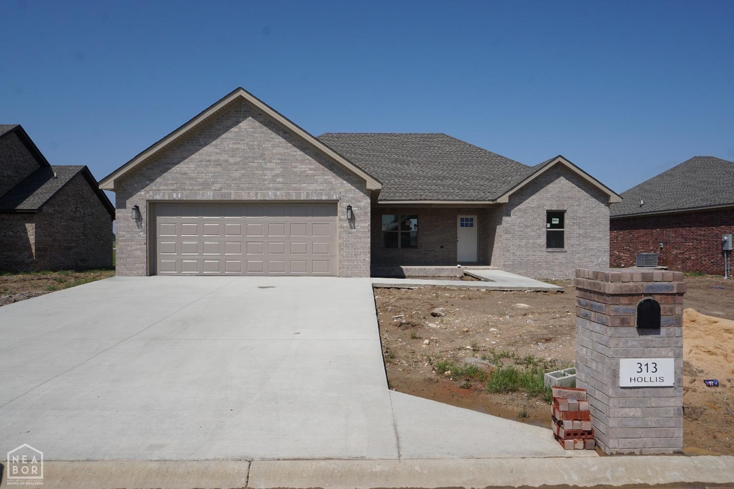 Welcome to your new home in the heart of Bono, Arkansas! This newly built 3-bedroom, 2-bathroom house offers modern comfort and style in a quiet, family-friendly neighborhood. Property Features: 3 spacious bedrooms 2 full bathrooms Brand new construction Open-concept living and dining area Modern kitchen with updated appliances Energy-efficient windows and HVAC system Attached garage Private backyard - perfect for relaxing or entertaining Located just minutes from local schools, parks, and shopping, this home is ideal for families, first-time buyers, or anyone looking for low-maintenance living in a growing community.