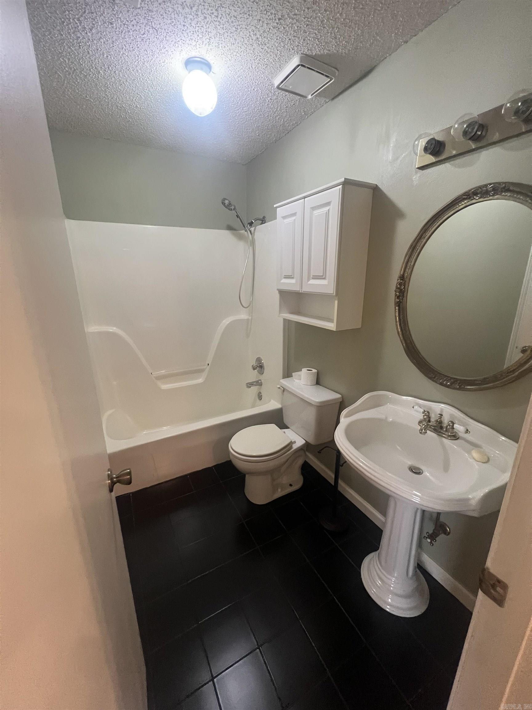 FOREST COVE - Residential