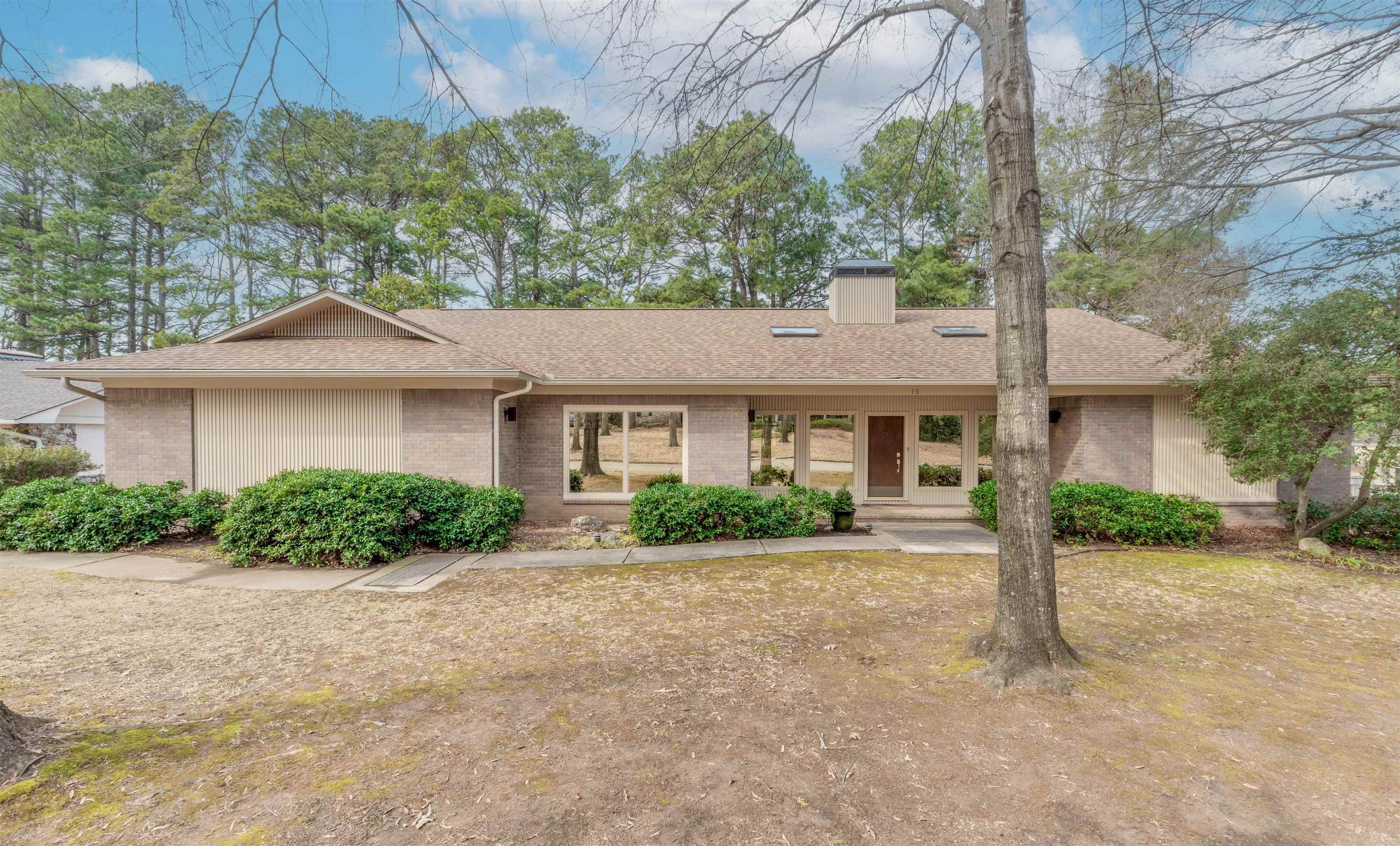 MAUMELLE CLUB MANOR TO CRYSTAL - Residential