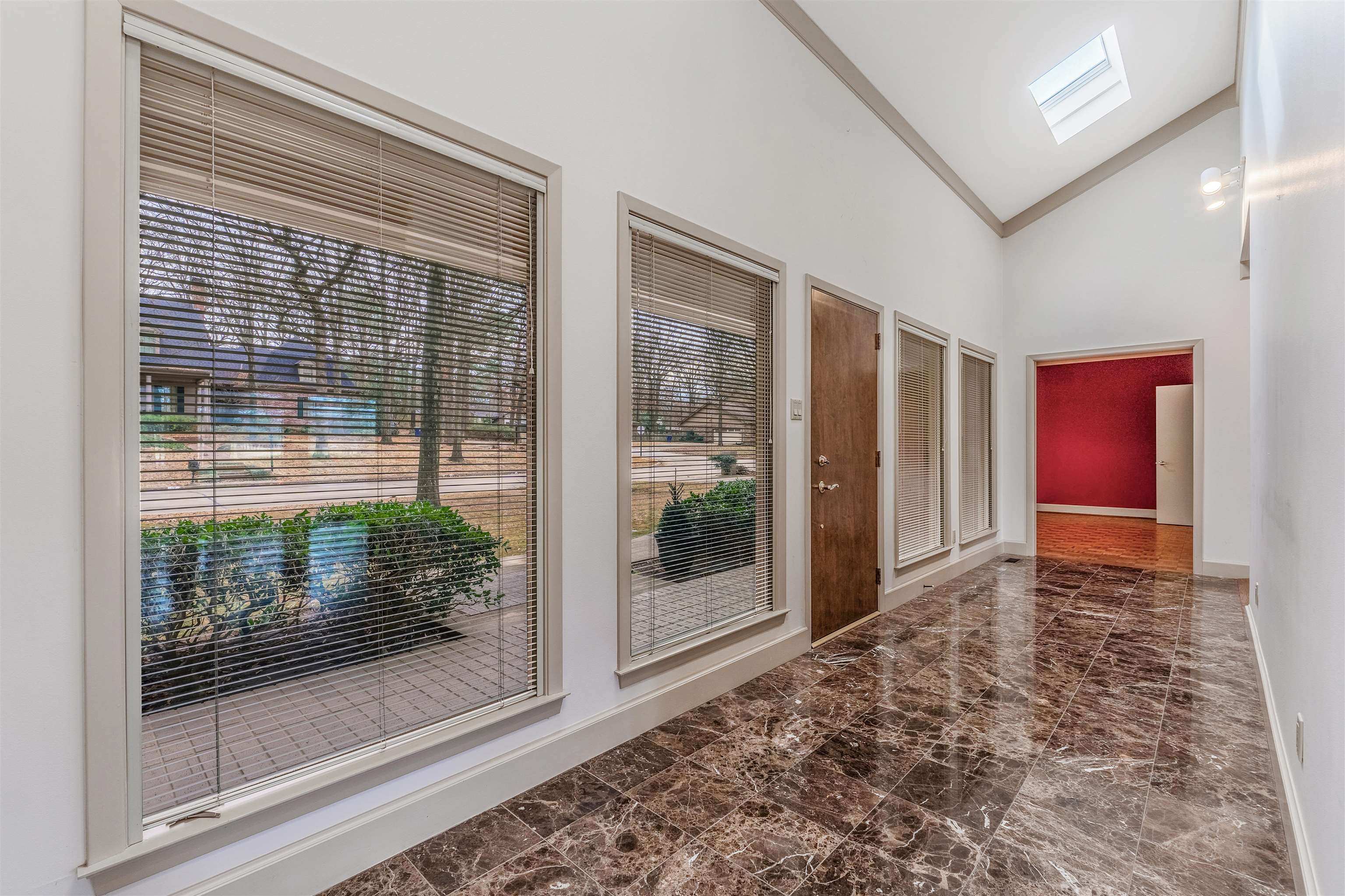 MAUMELLE CLUB MANOR TO CRYSTAL - Residential