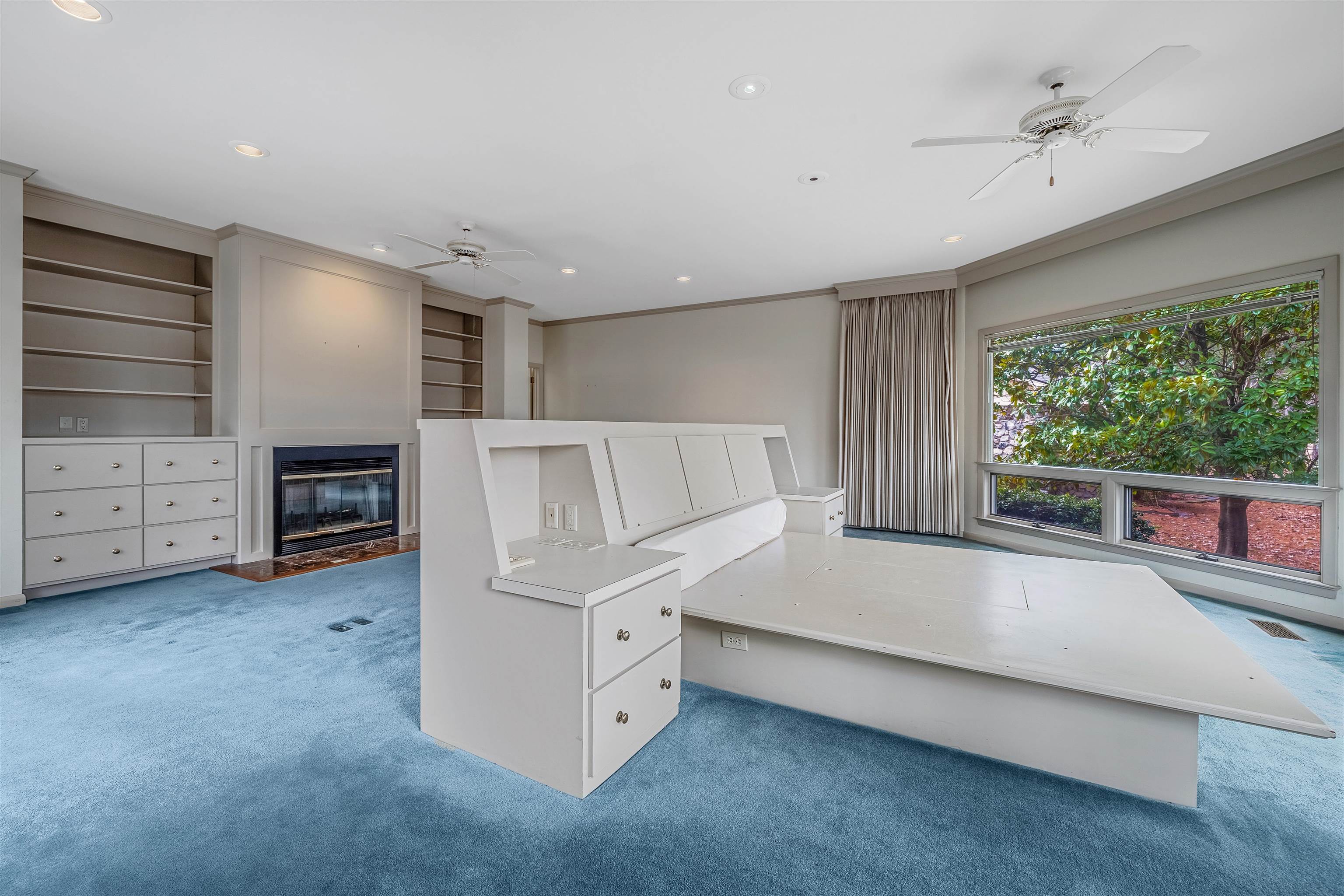 MAUMELLE CLUB MANOR TO CRYSTAL - Residential