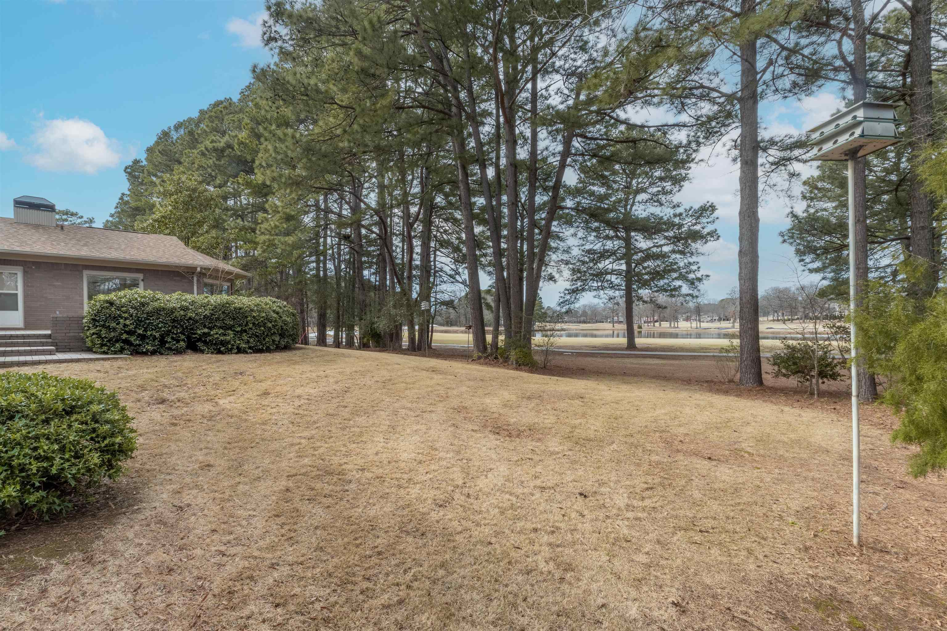 MAUMELLE CLUB MANOR TO CRYSTAL - Residential