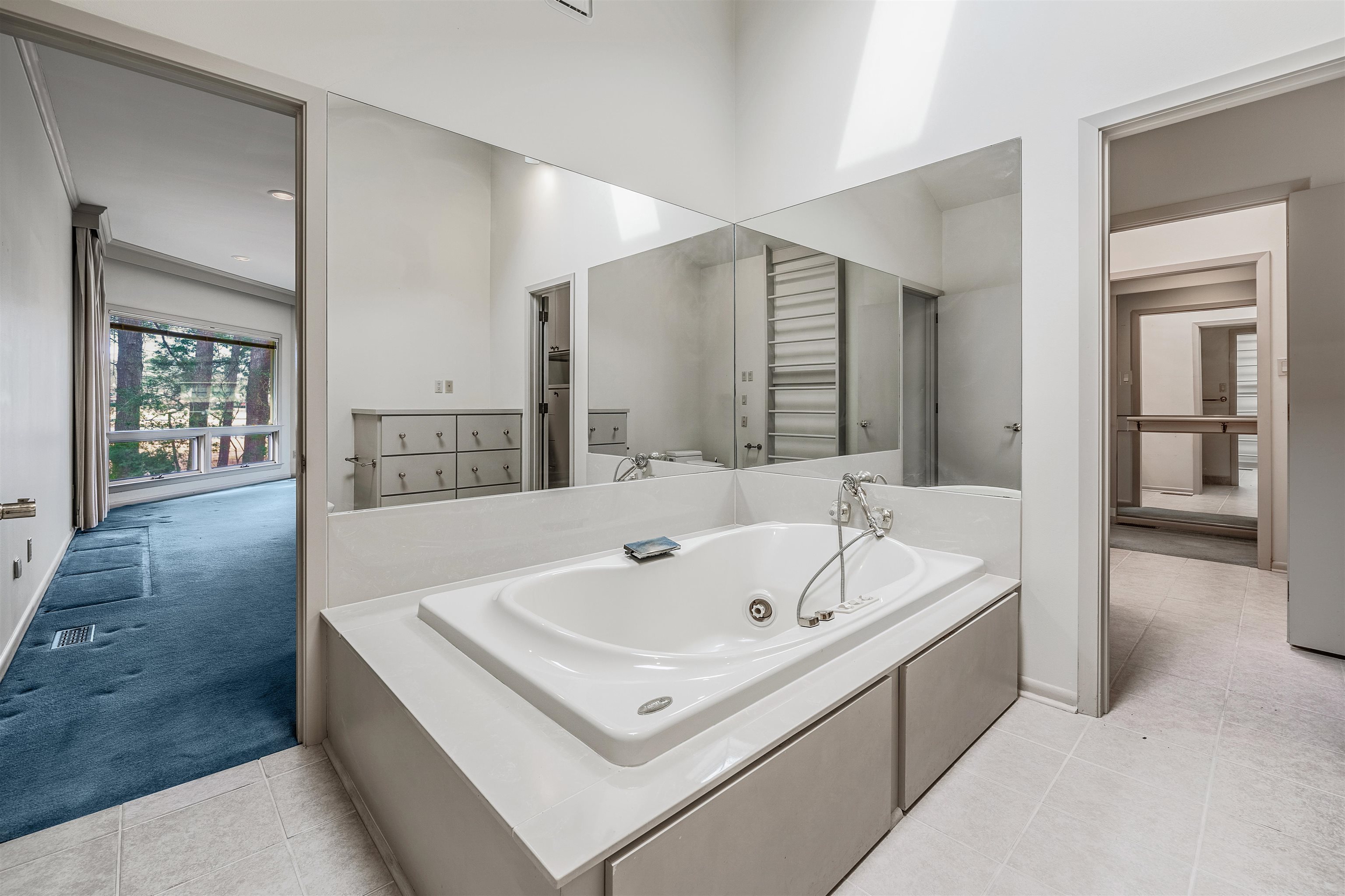 MAUMELLE CLUB MANOR TO CRYSTAL - Residential