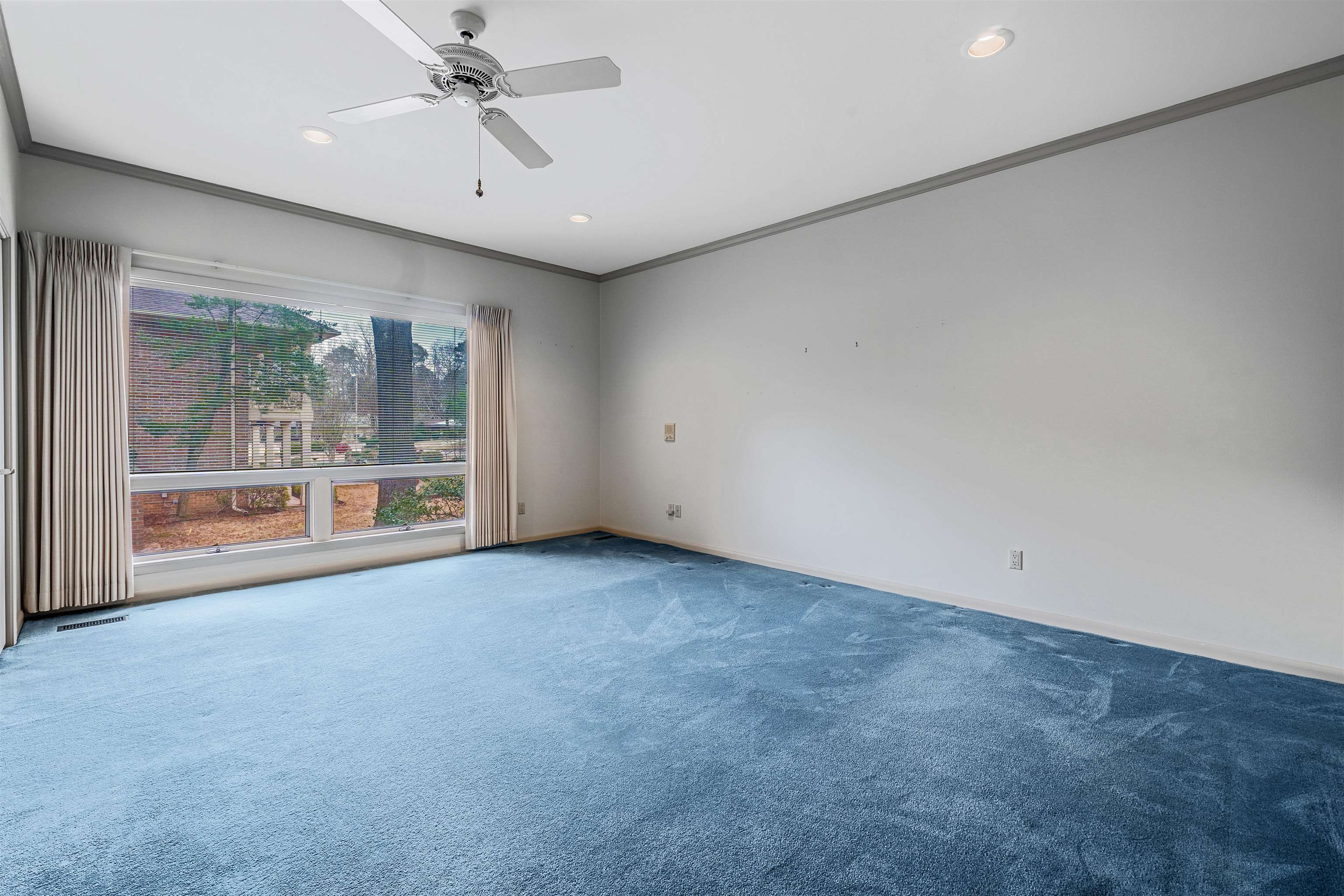 MAUMELLE CLUB MANOR TO CRYSTAL - Residential