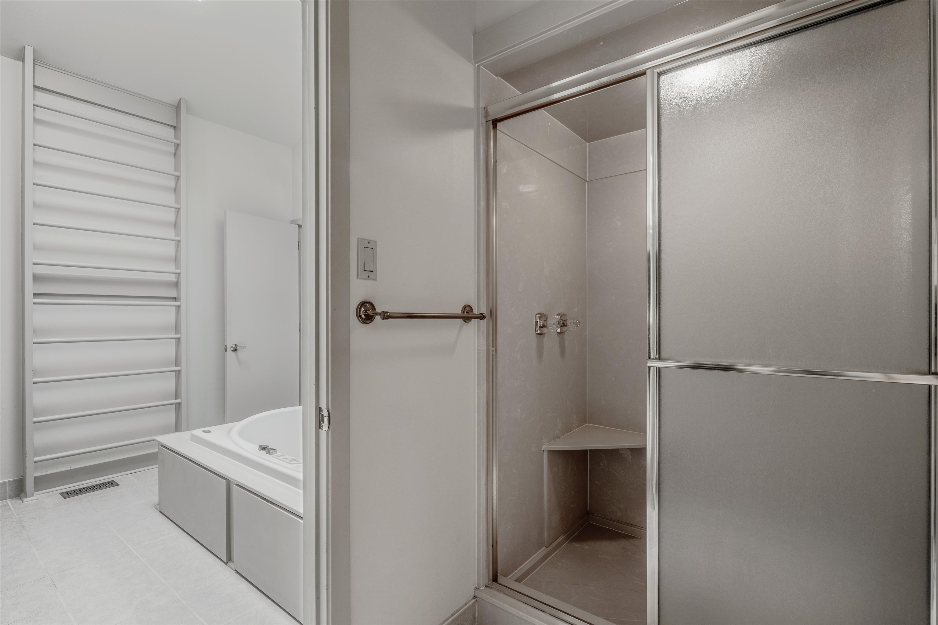 MAUMELLE CLUB MANOR TO CRYSTAL - Residential