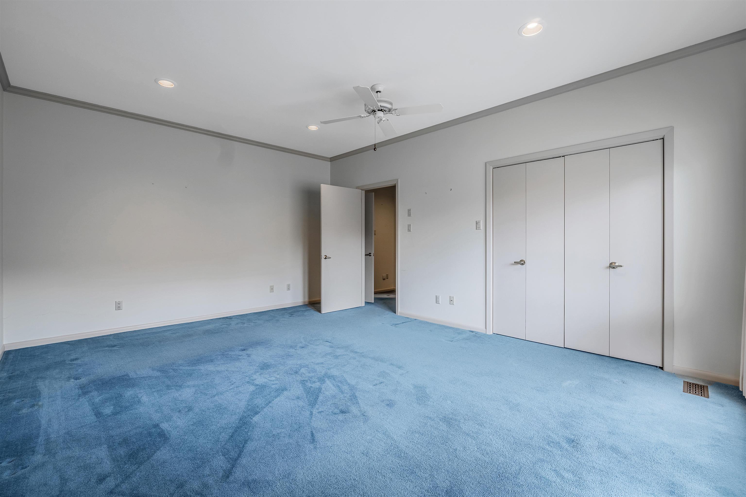 MAUMELLE CLUB MANOR TO CRYSTAL - Residential