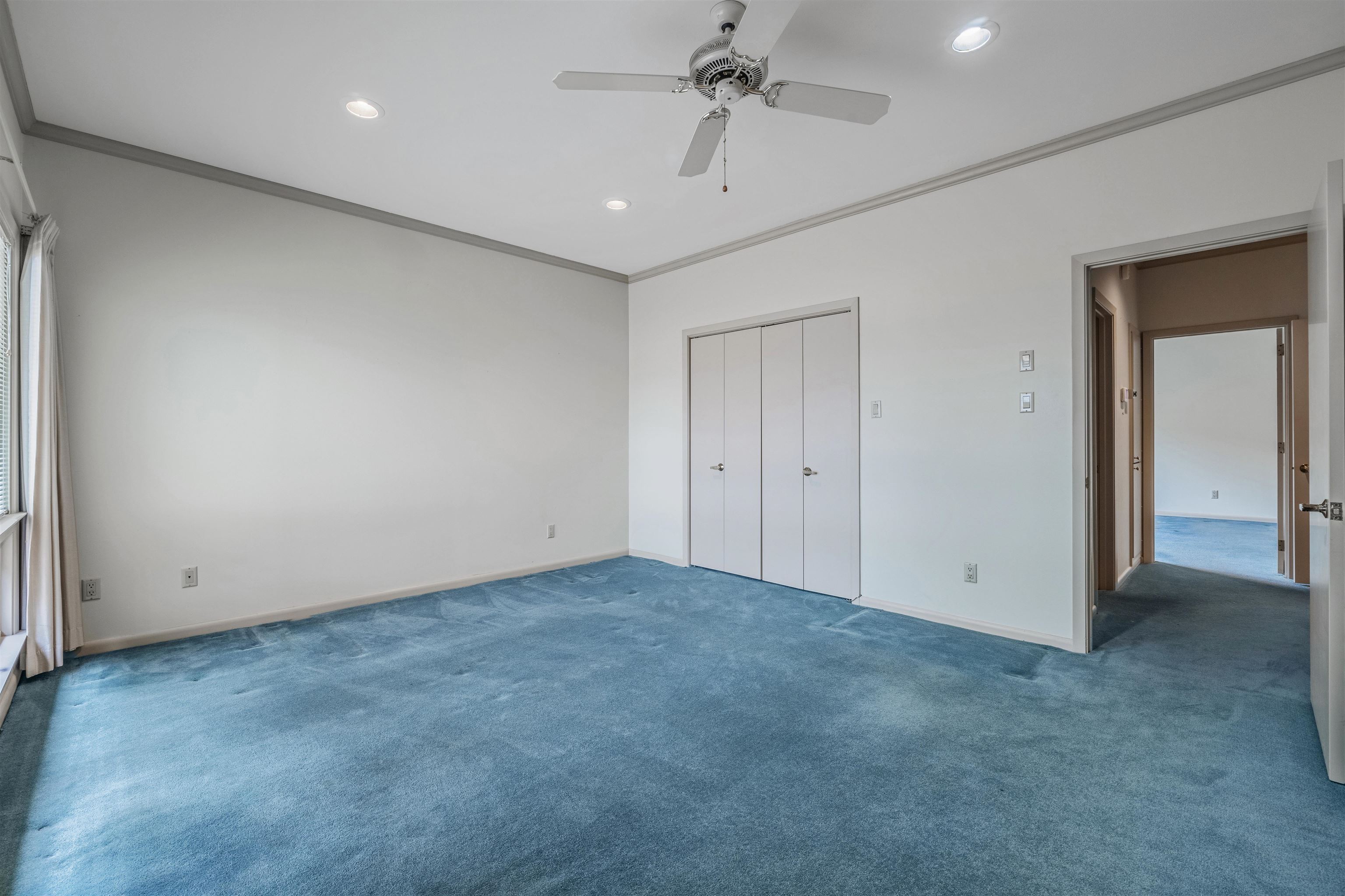 MAUMELLE CLUB MANOR TO CRYSTAL - Residential