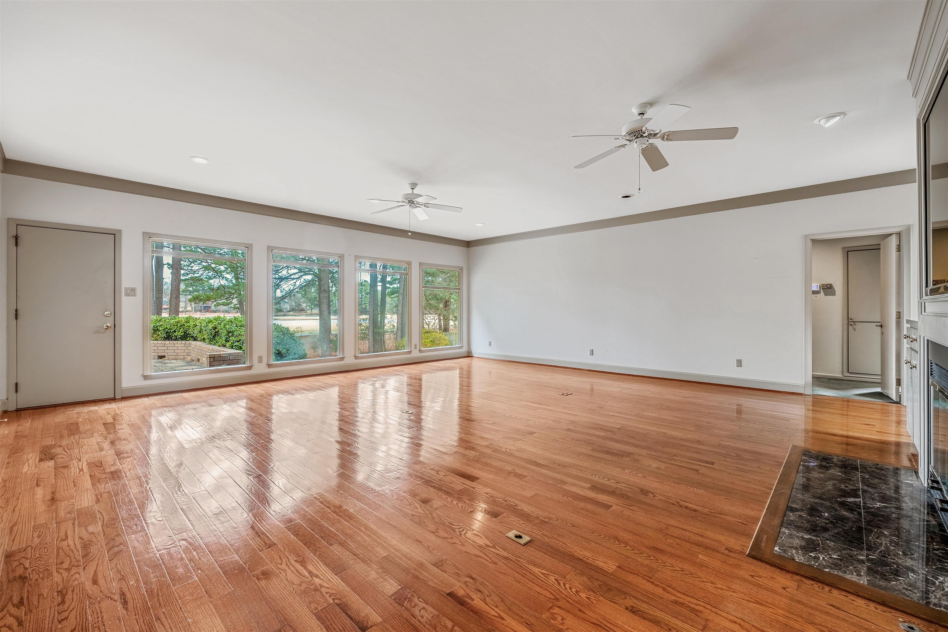 MAUMELLE CLUB MANOR TO CRYSTAL - Residential