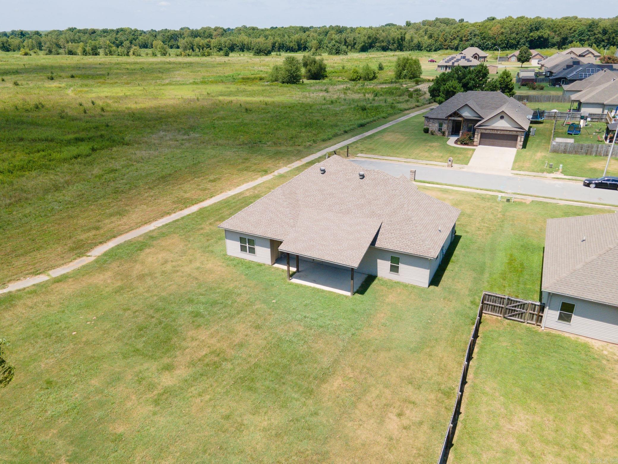 STONE LINKS ADDN - Residential