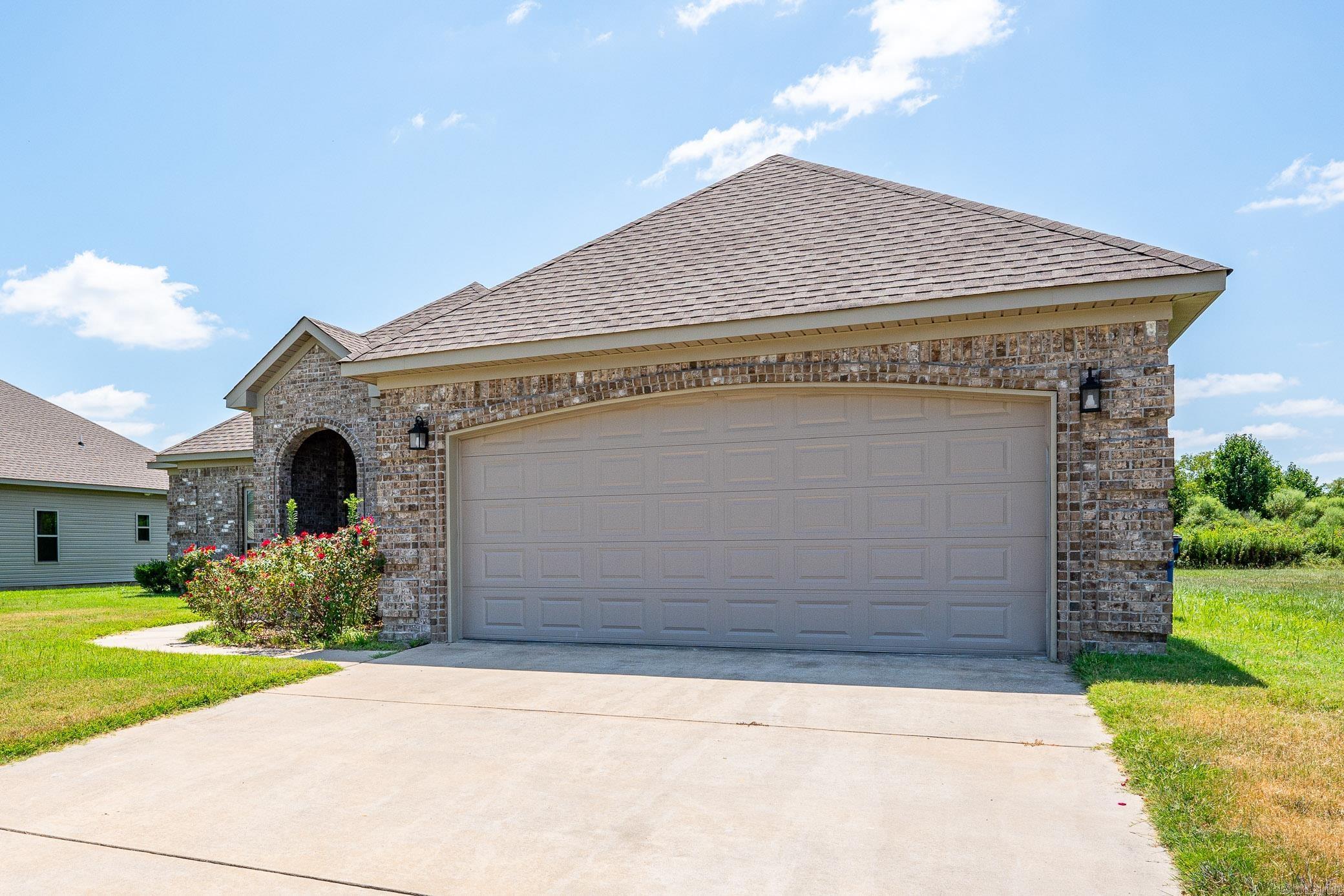 STONE LINKS ADDN - Residential