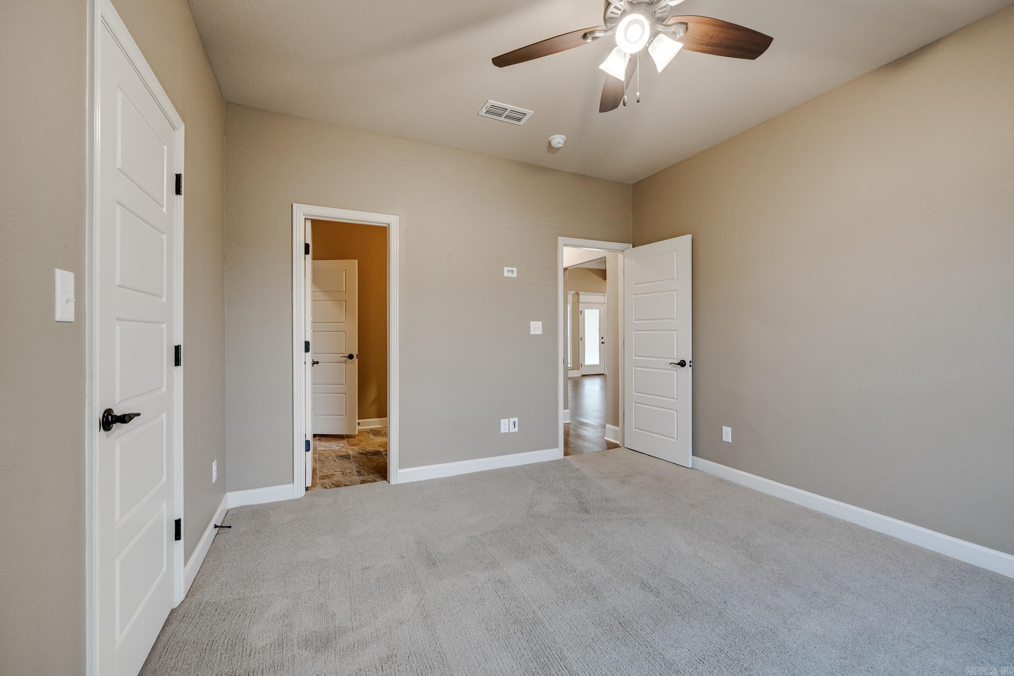 STONE LINKS ADDN - Residential