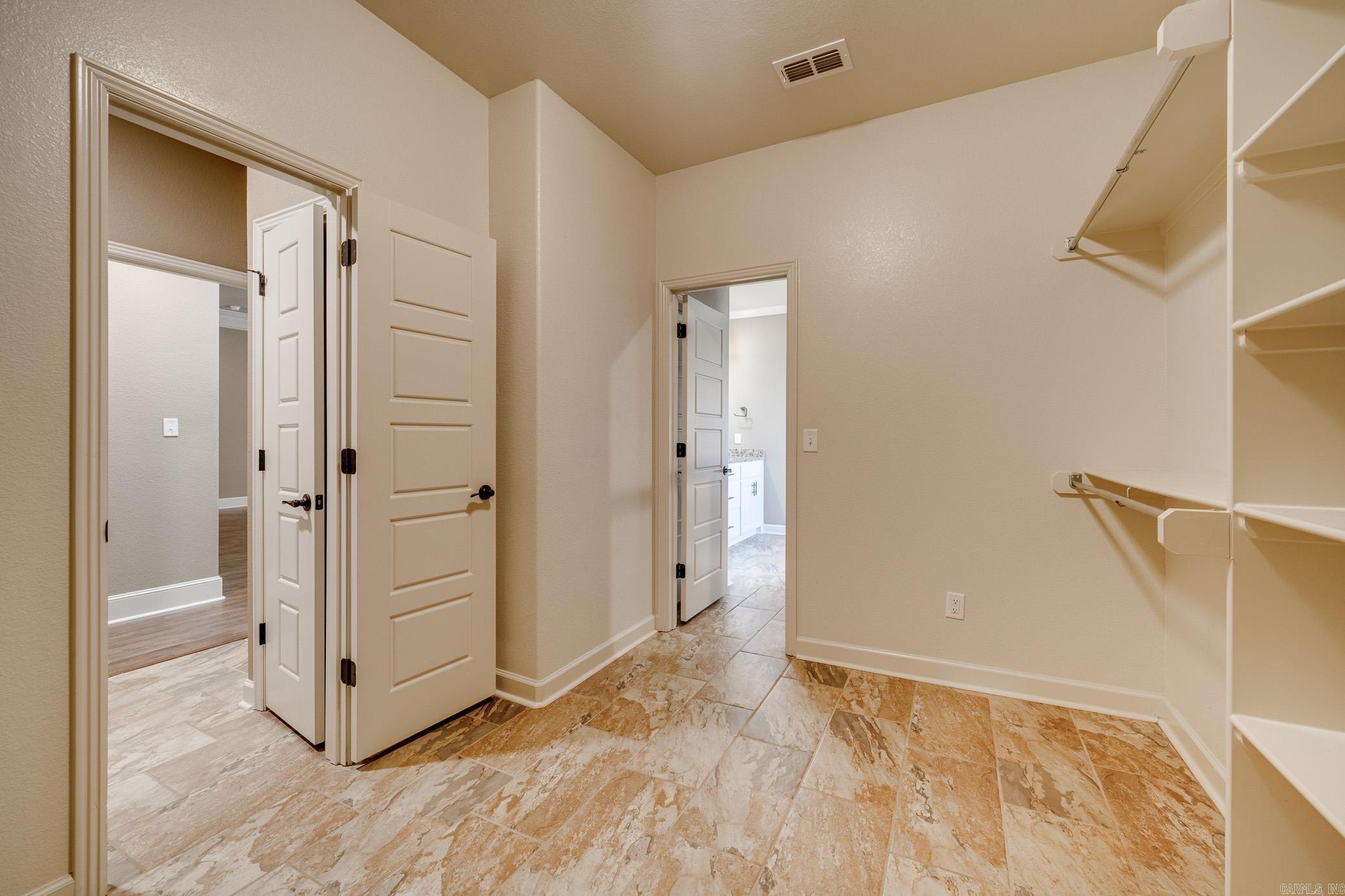 STONE LINKS ADDN - Residential