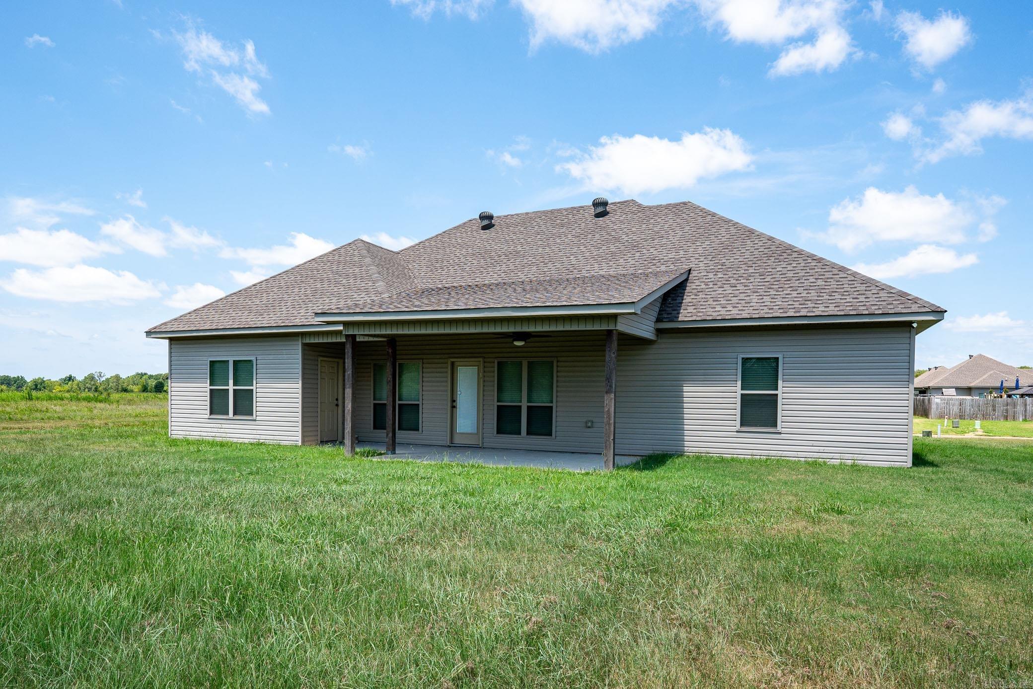 STONE LINKS ADDN - Residential