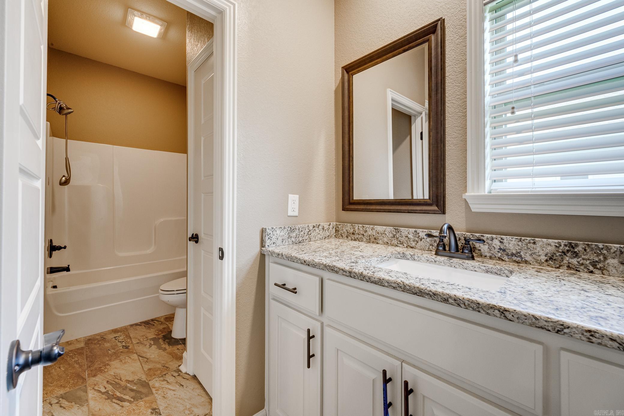 STONE LINKS ADDN - Residential