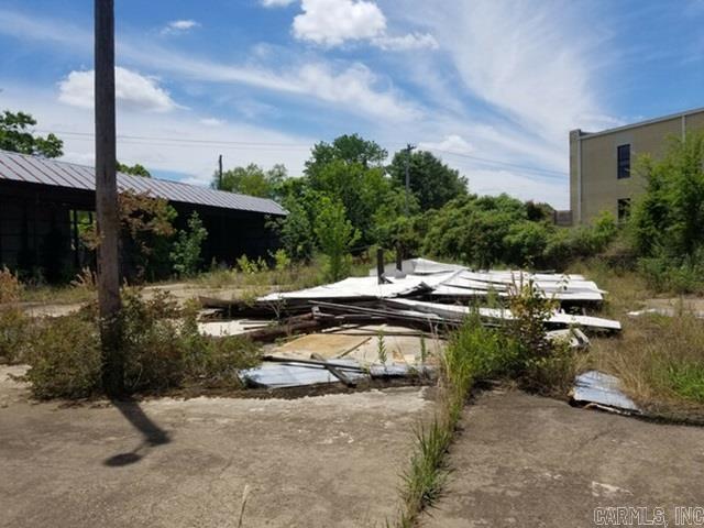 Burns - Commercial Sale