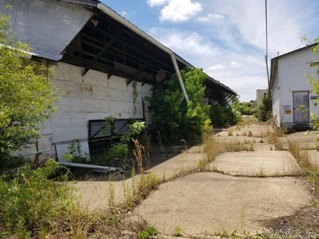 Burns - Commercial Sale