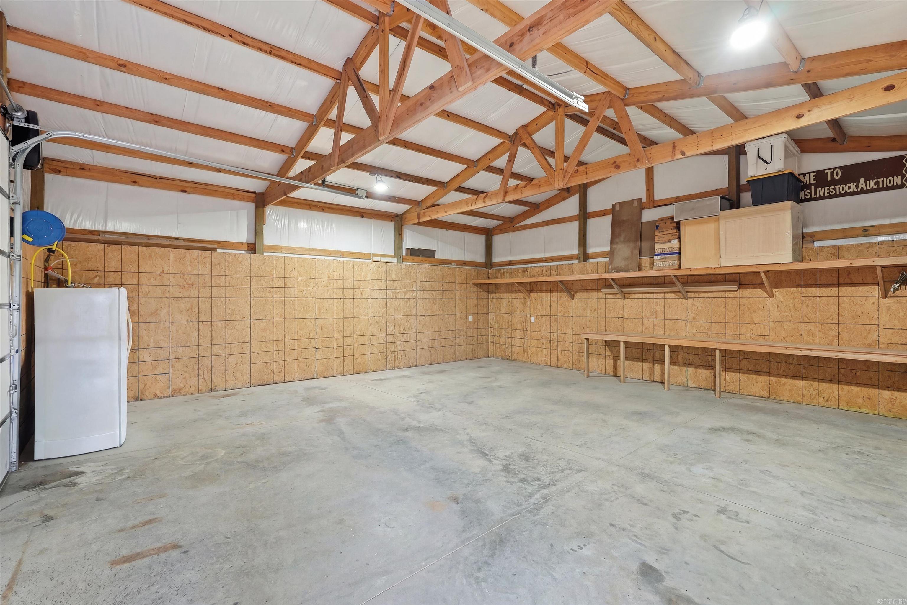 EAGLE RIDGE ESTATES - Residential