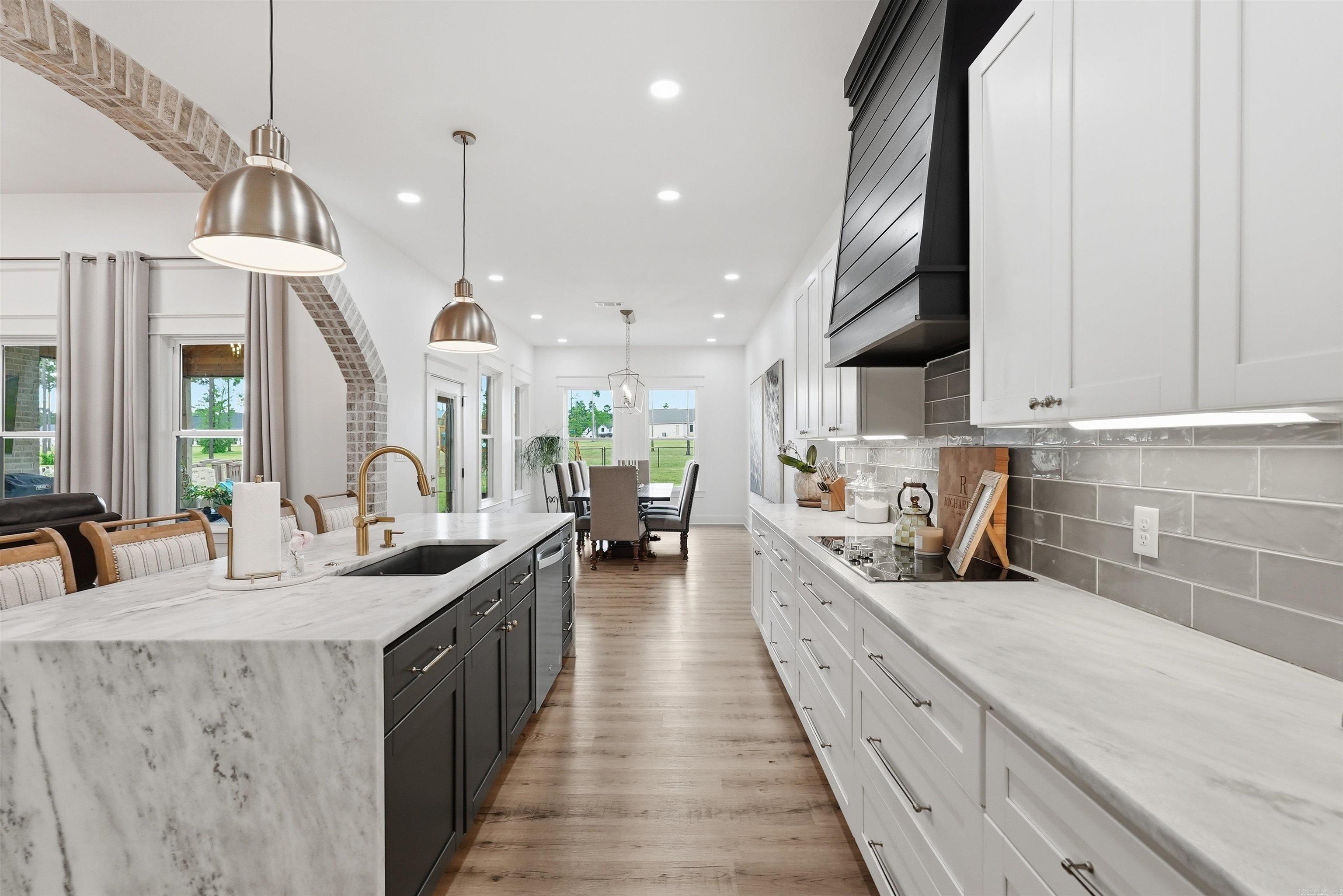 EAGLE RIDGE ESTATES - Residential