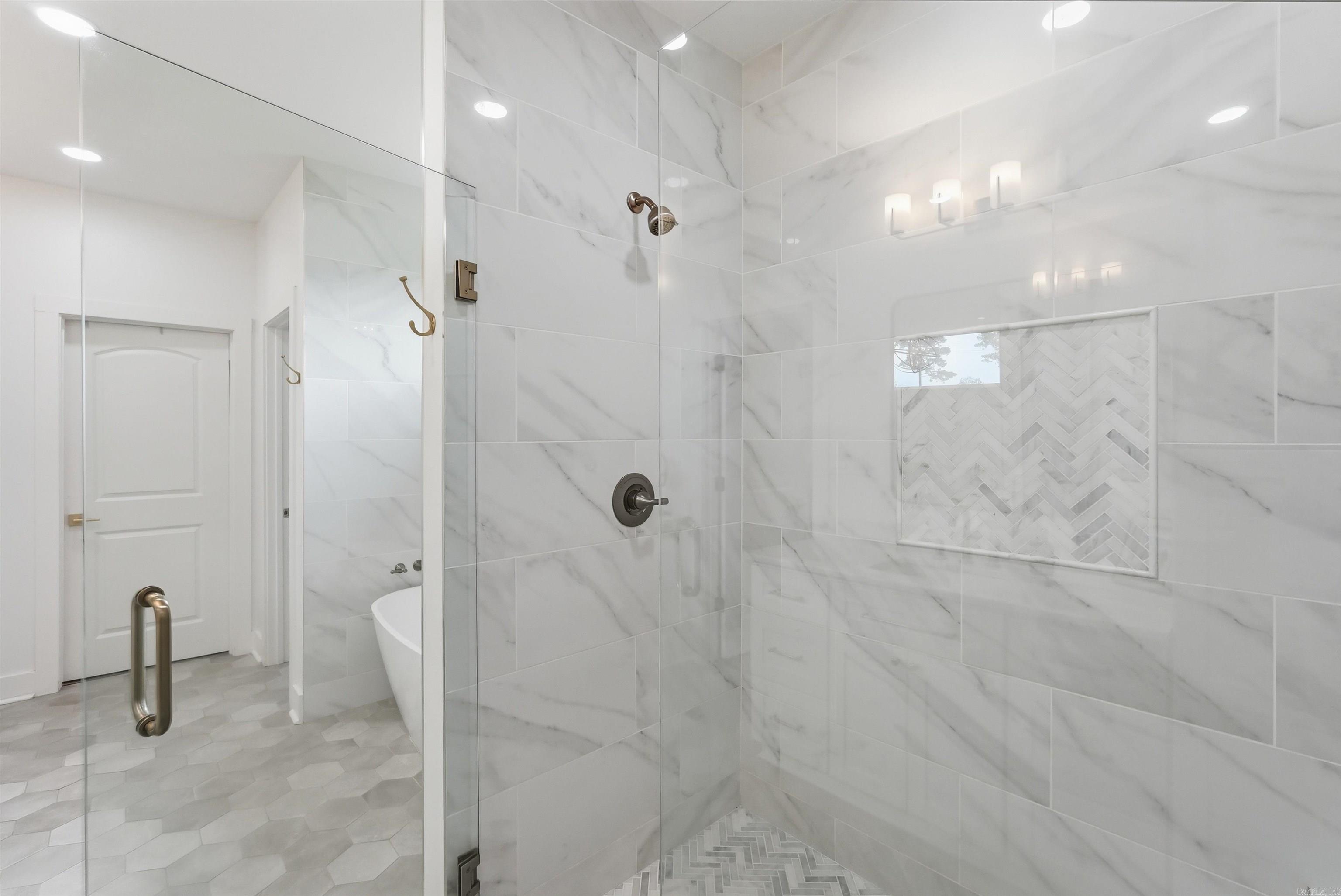 EAGLE RIDGE ESTATES - Residential