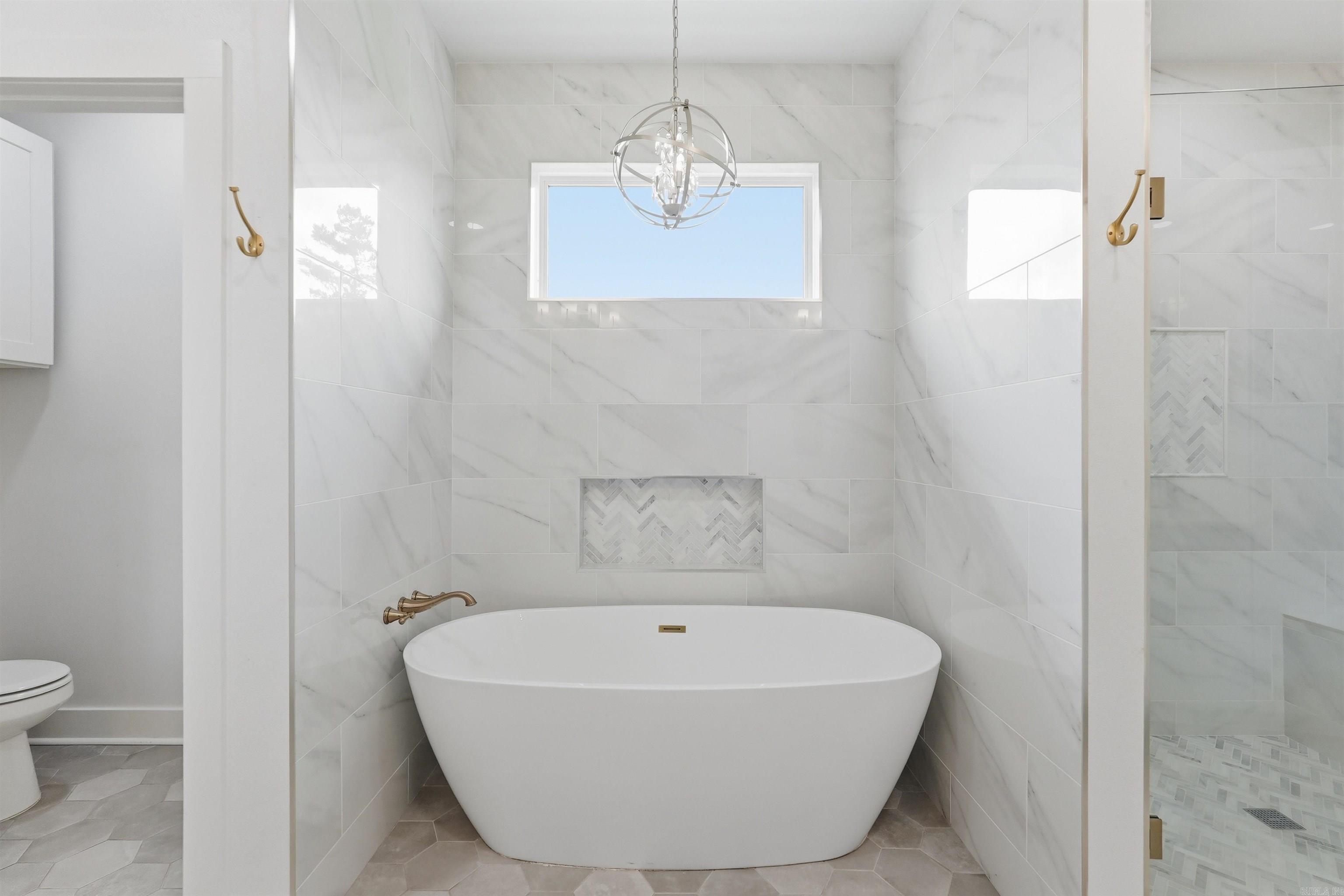 EAGLE RIDGE ESTATES - Residential