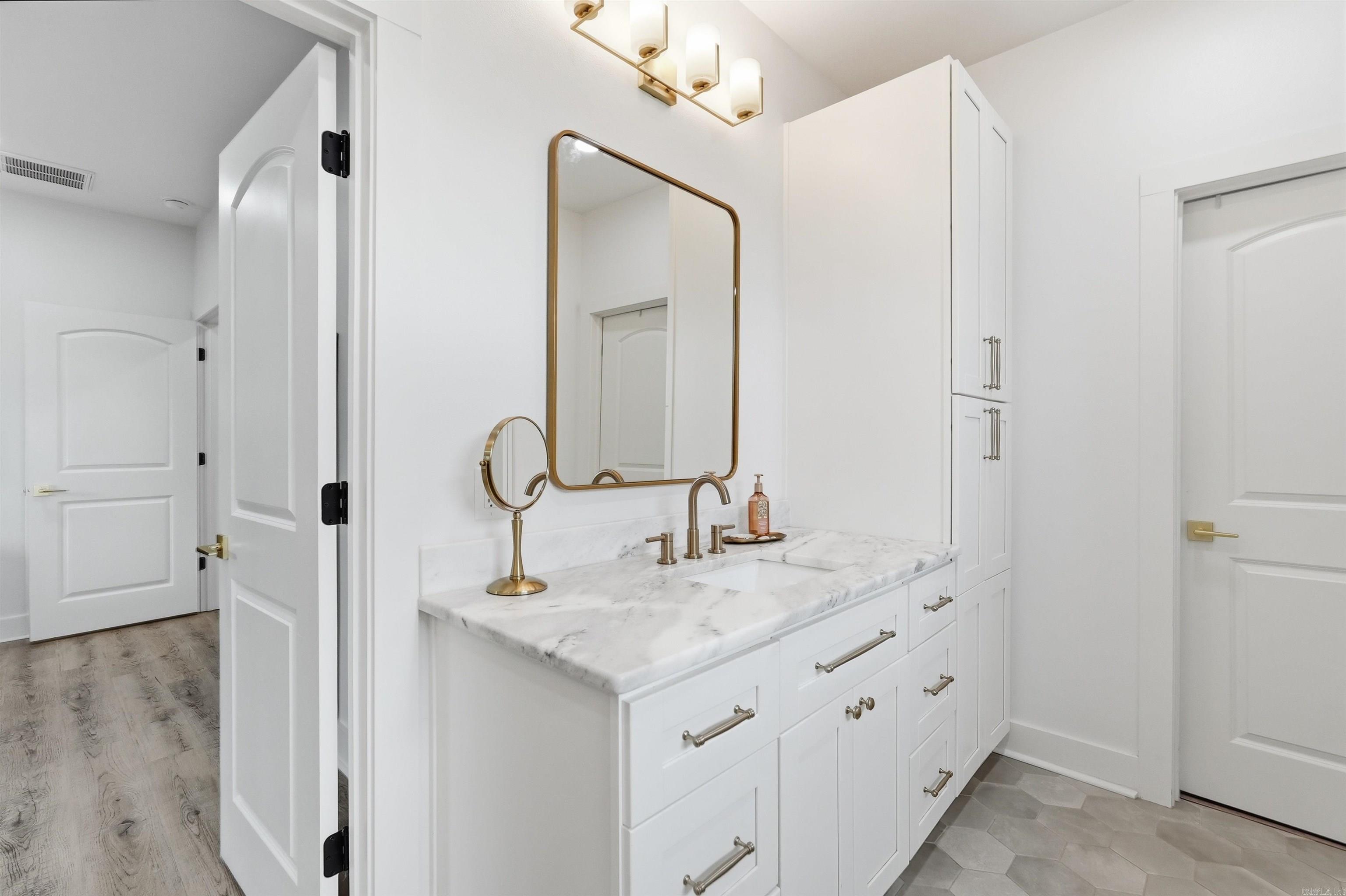 EAGLE RIDGE ESTATES - Residential