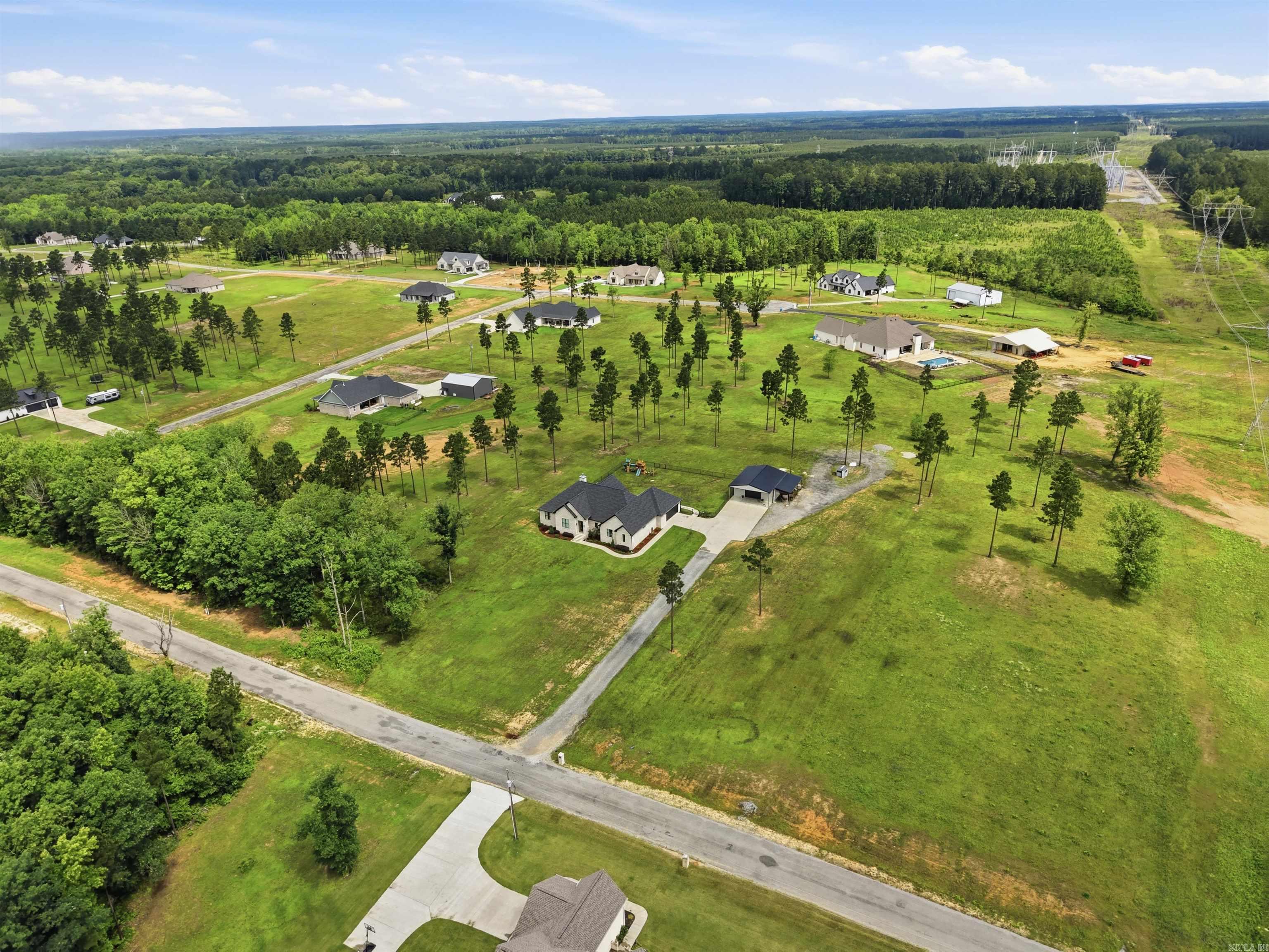 EAGLE RIDGE ESTATES - Residential