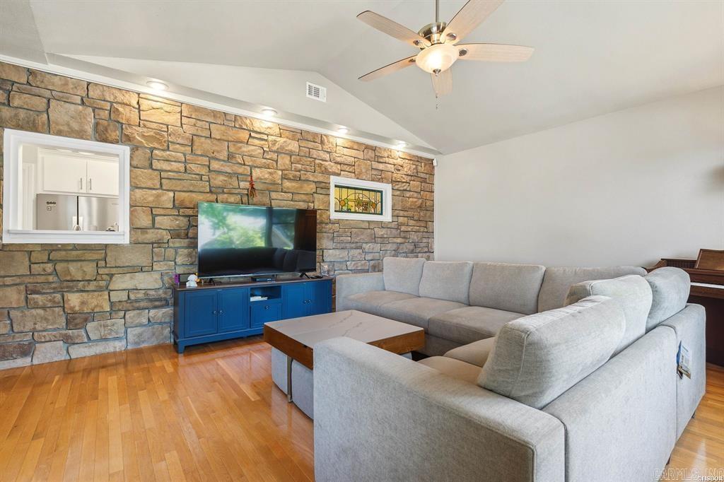 Sherwood Forest - Residential