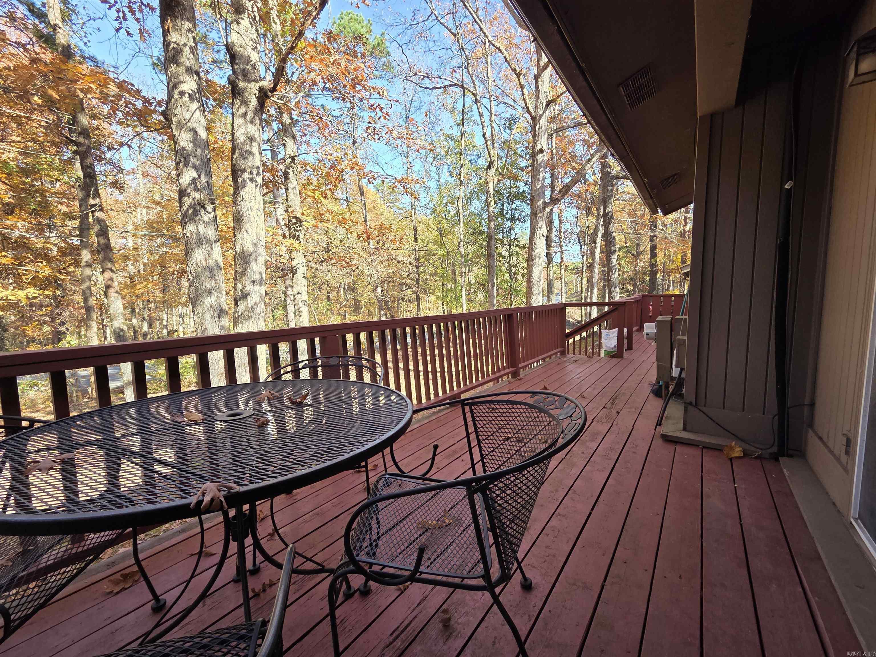 VALENCIA COURTS - Residential