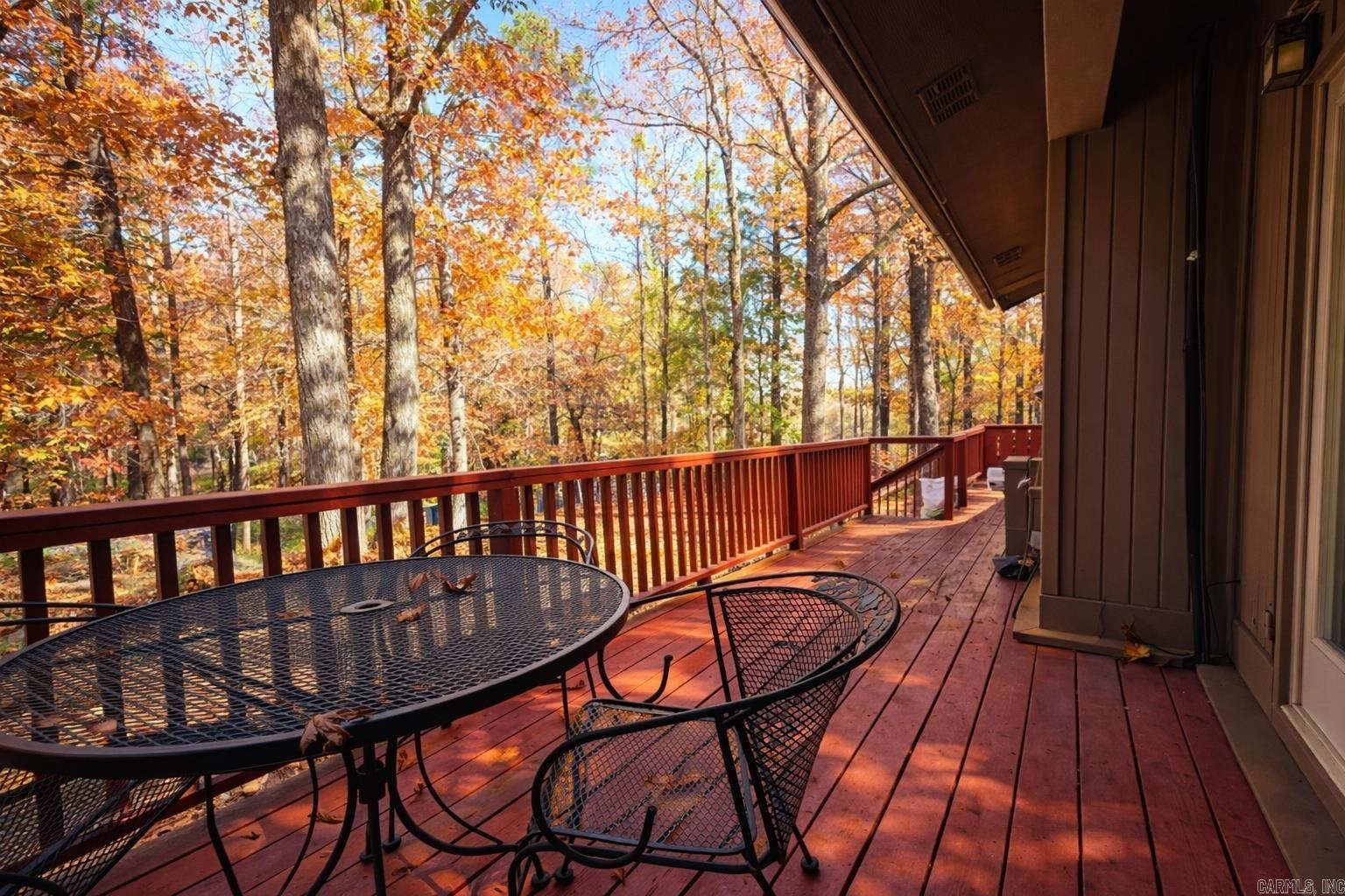 VALENCIA COURTS - Residential