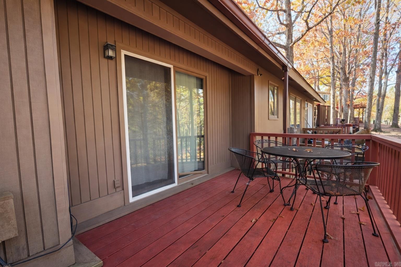 VALENCIA COURTS - Residential