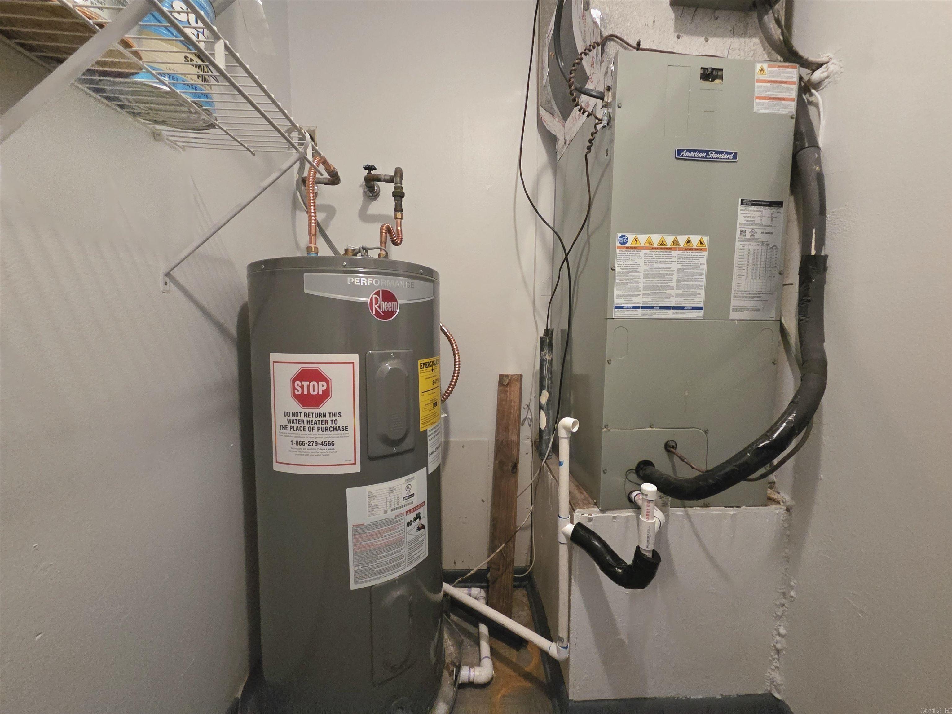 VALENCIA COURTS - Residential