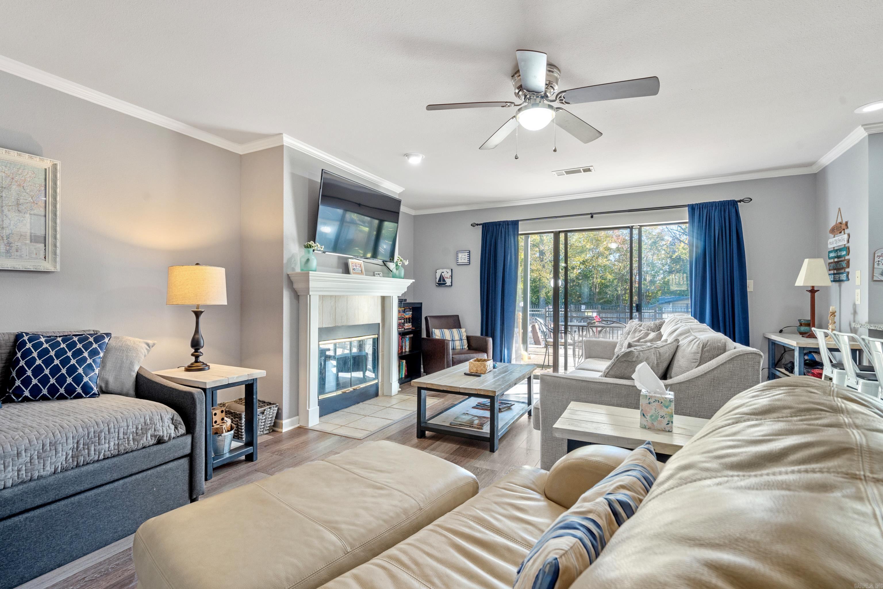 EMERALD ISLE HPR - Residential