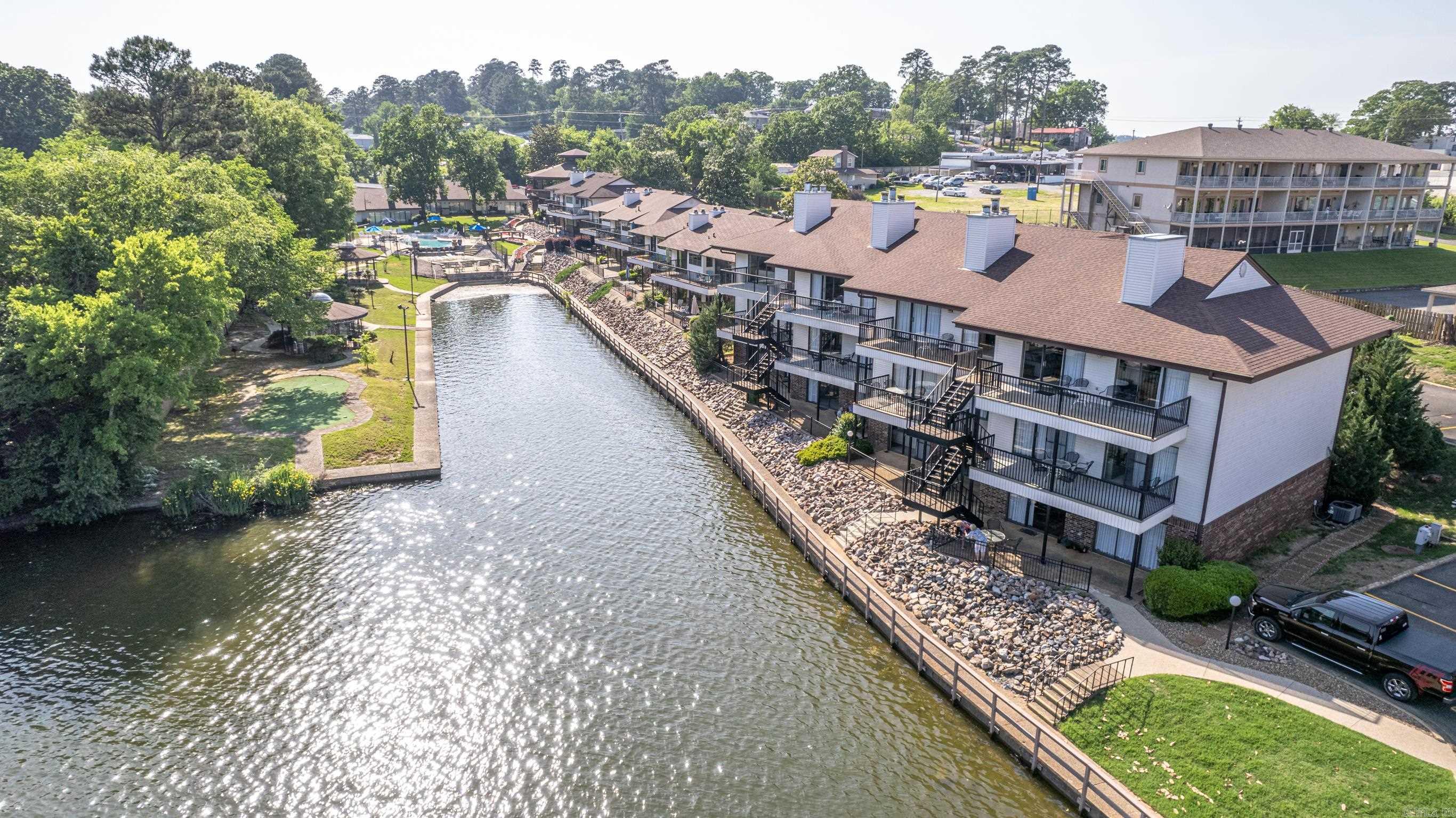 EMERALD ISLE HPR - Residential