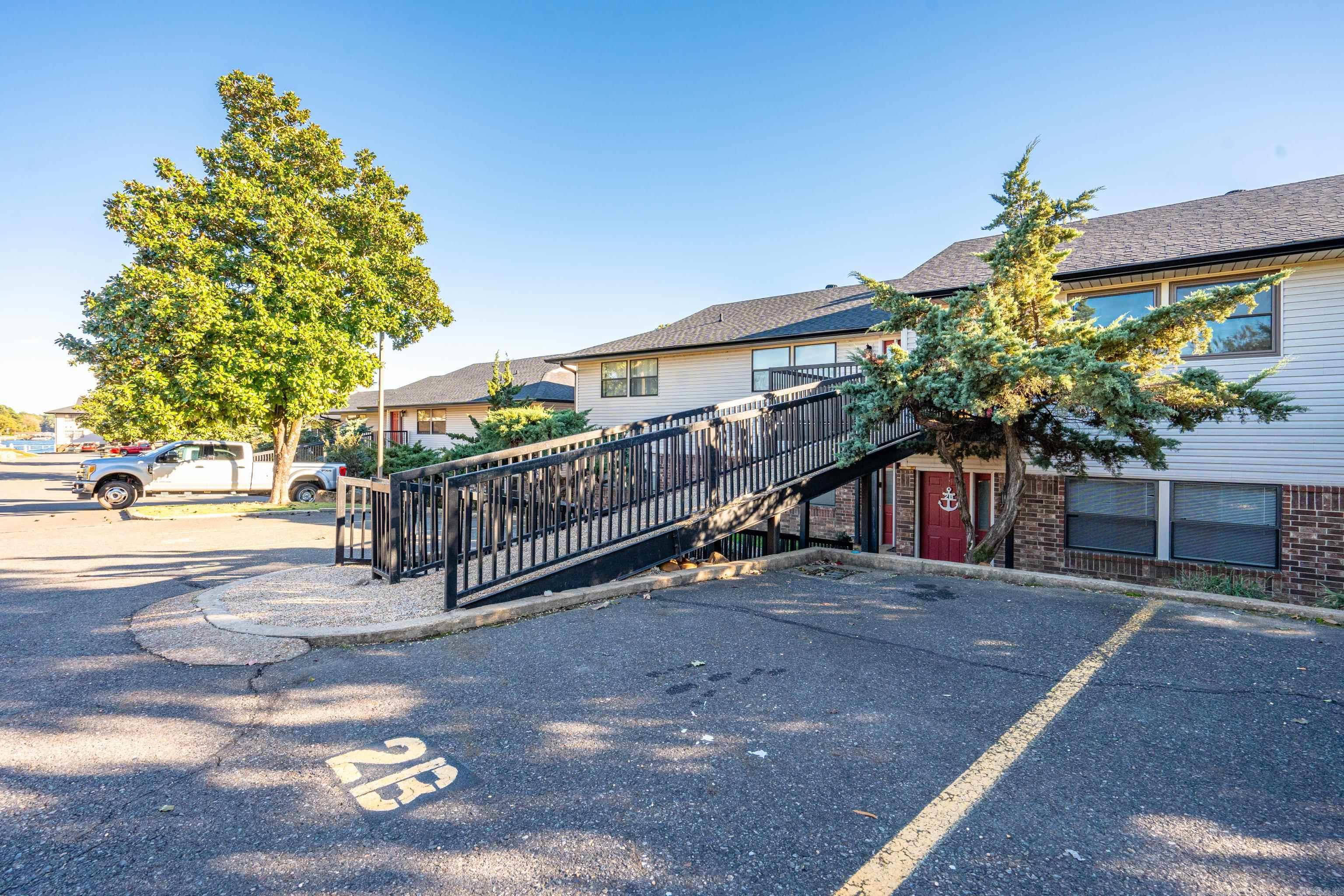 EMERALD ISLE HPR - Residential
