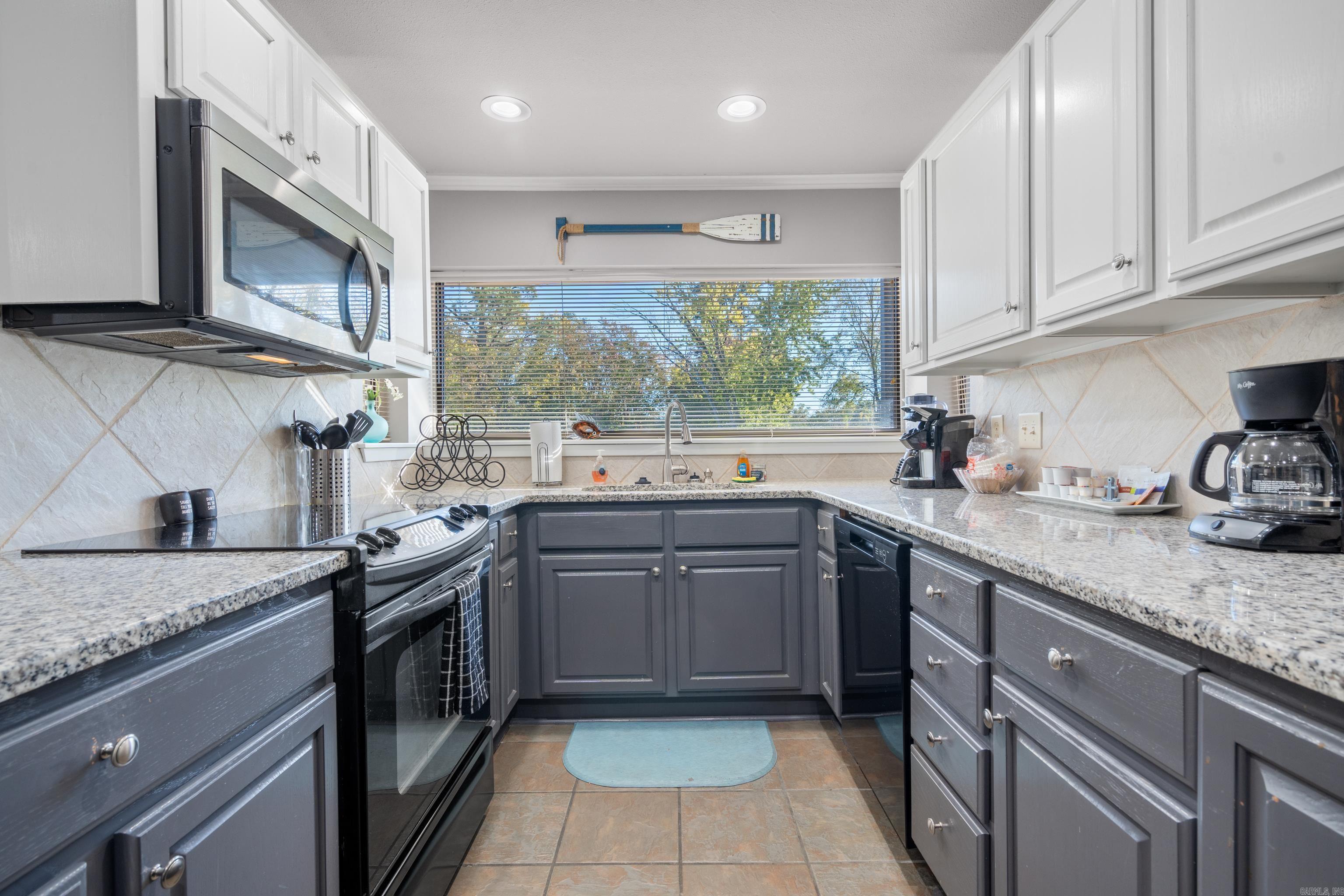 EMERALD ISLE HPR - Residential