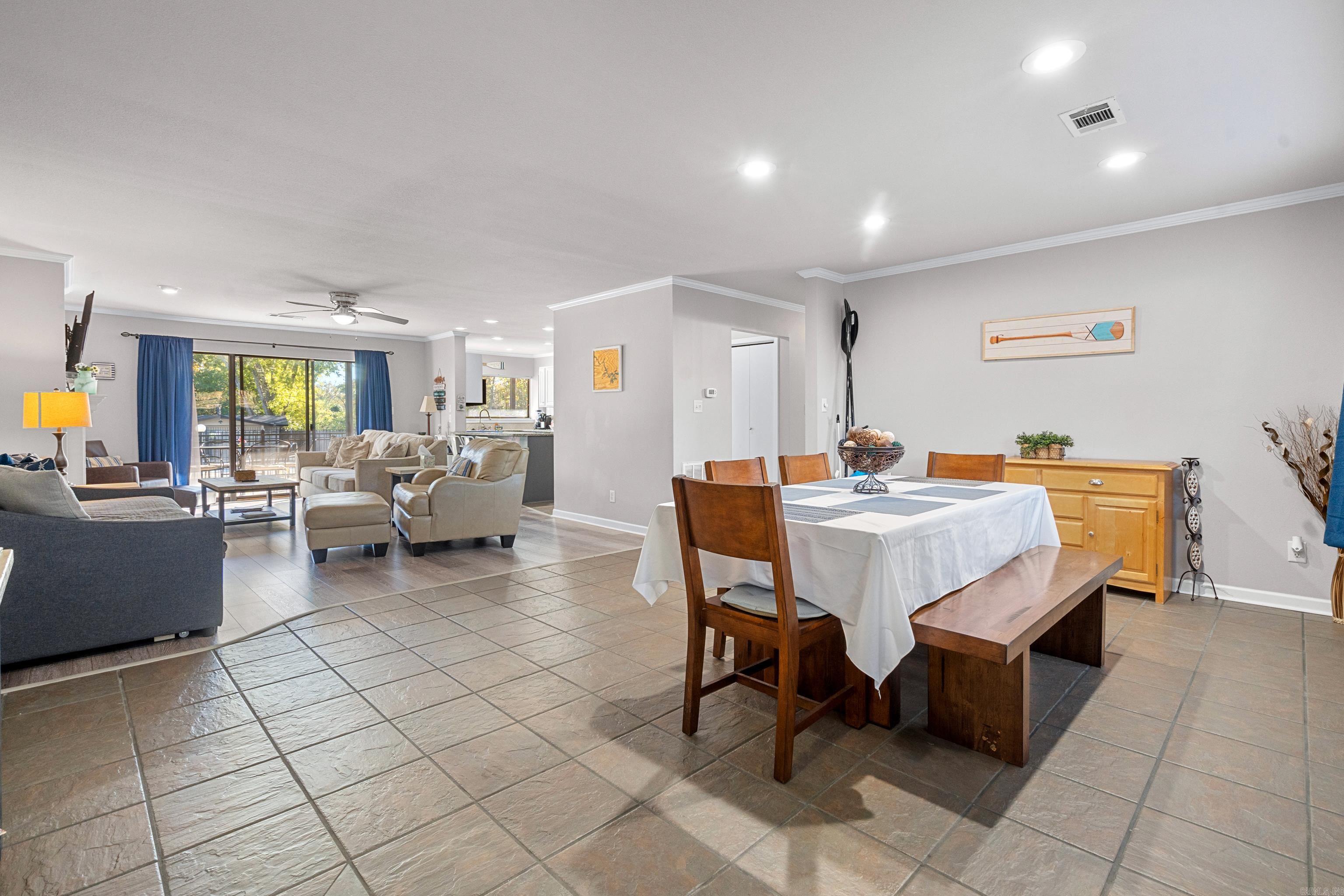 EMERALD ISLE HPR - Residential
