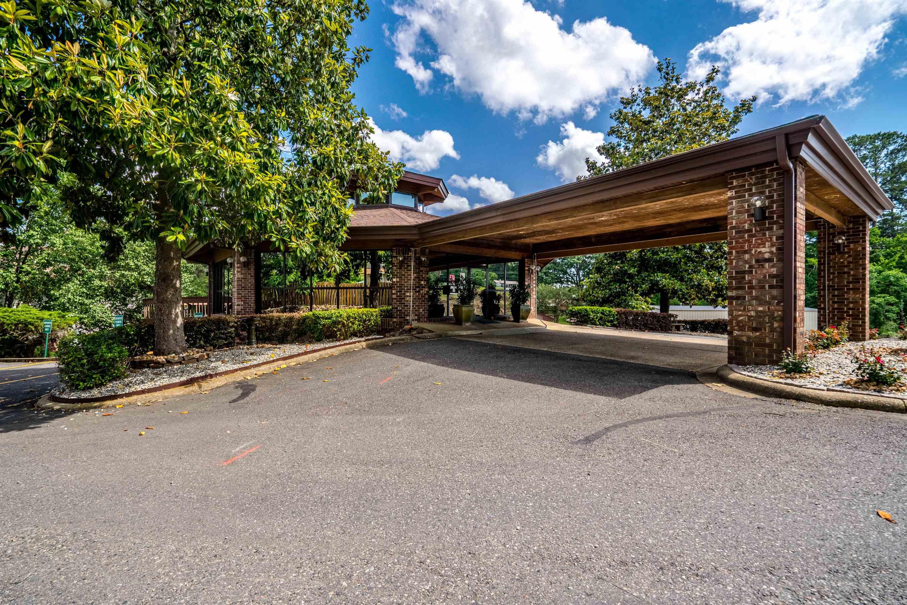 EMERALD ISLE HPR - Residential