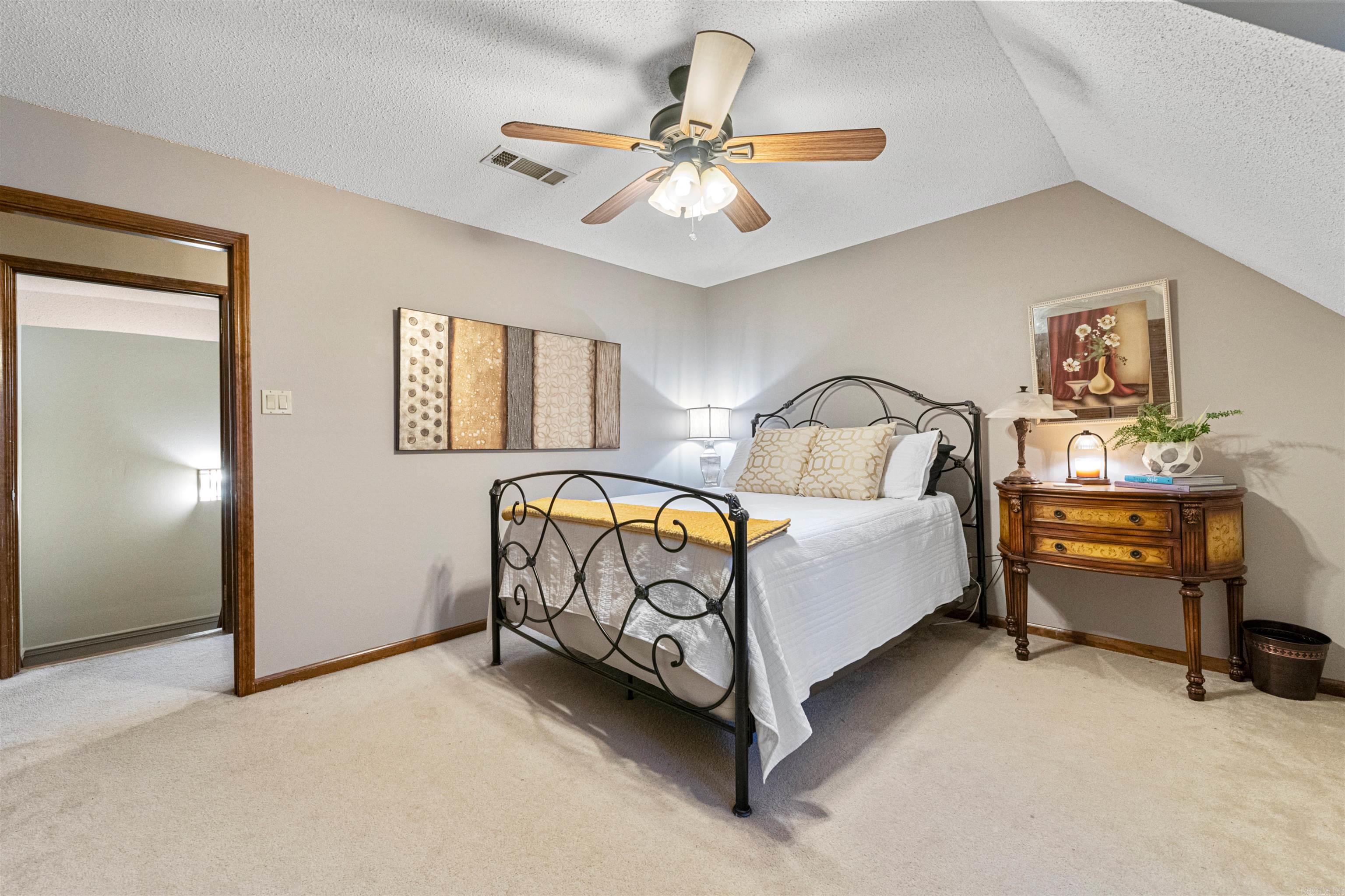 OVERBROOK - Residential