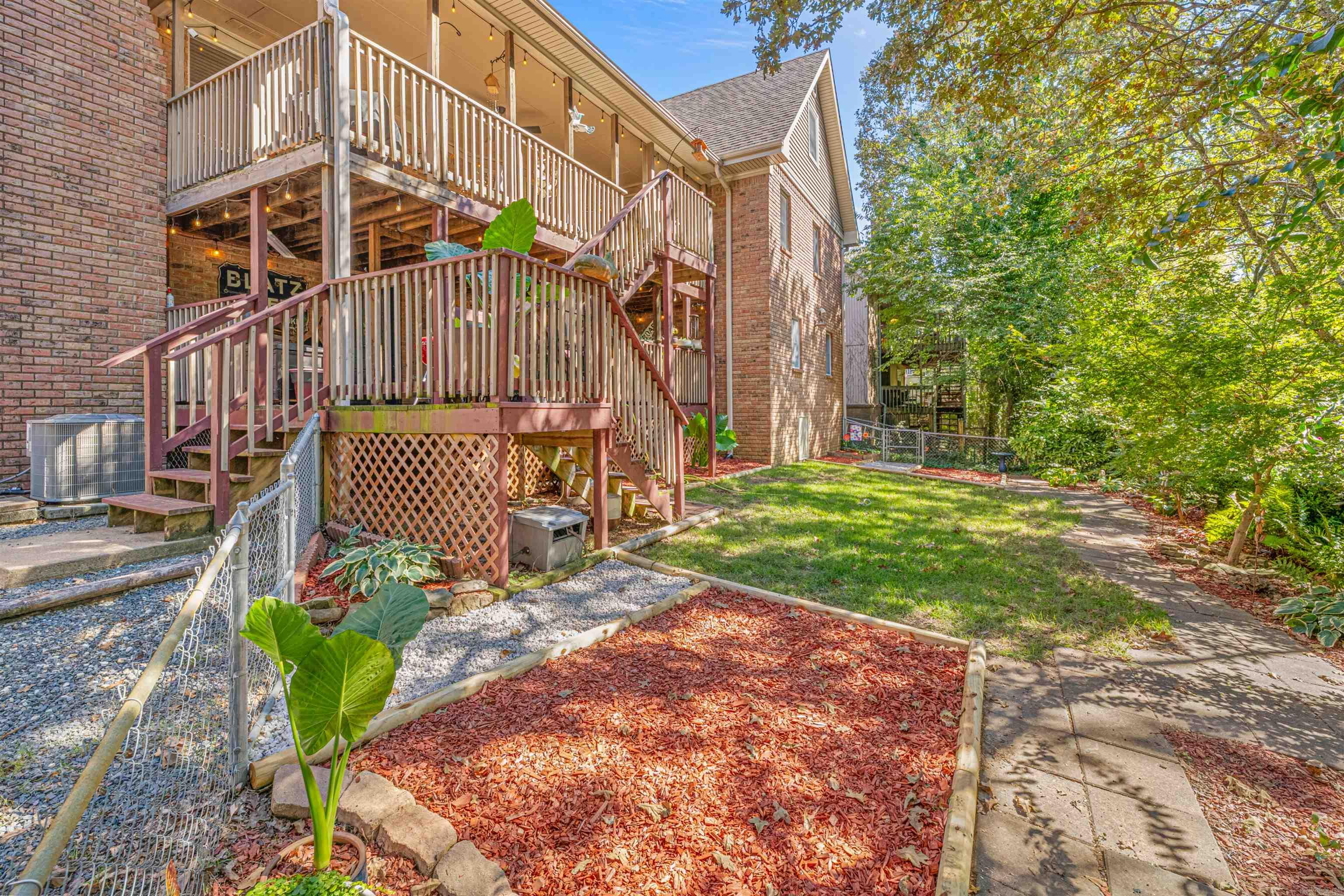 OVERBROOK - Residential