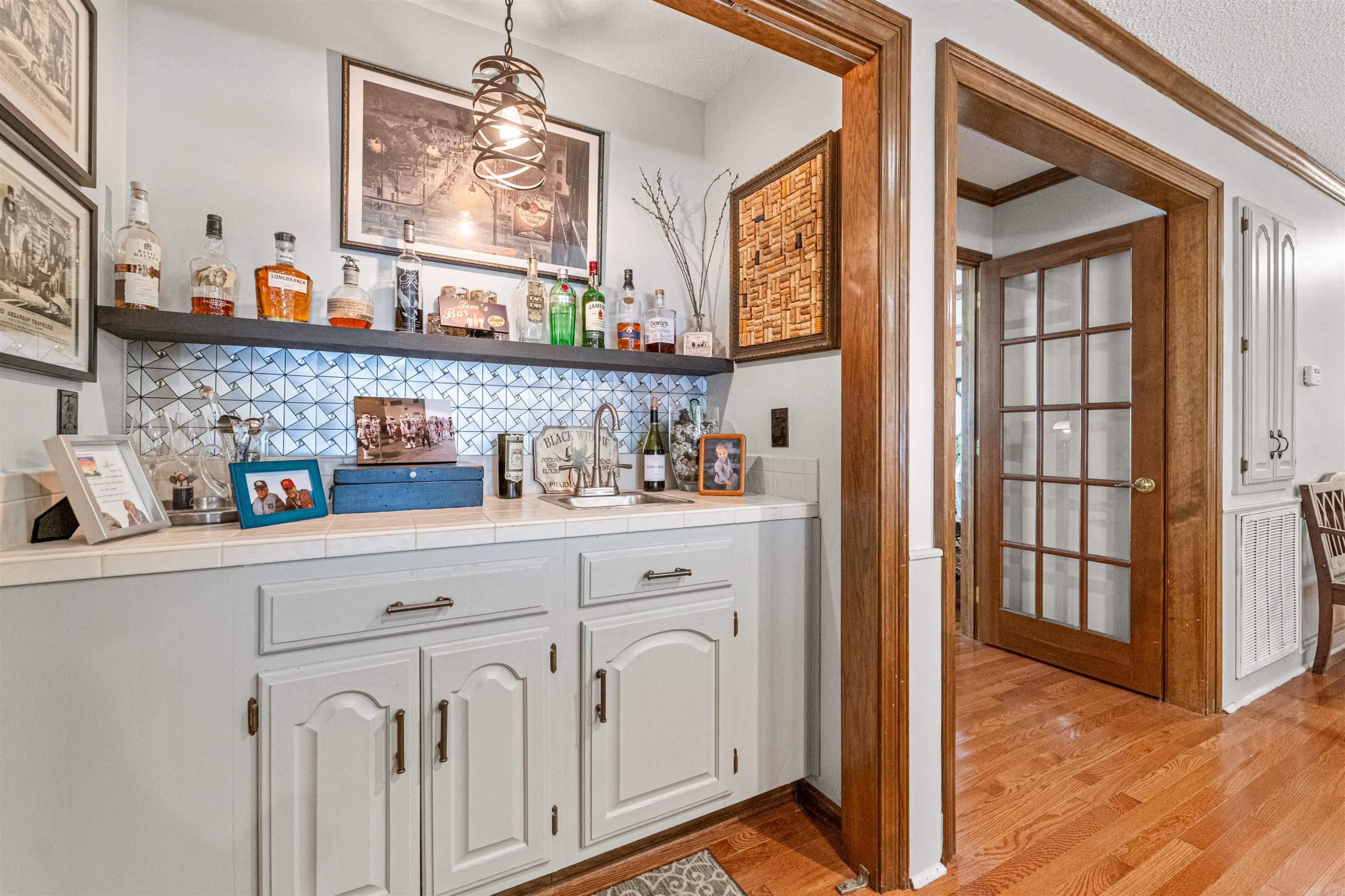 OVERBROOK - Residential