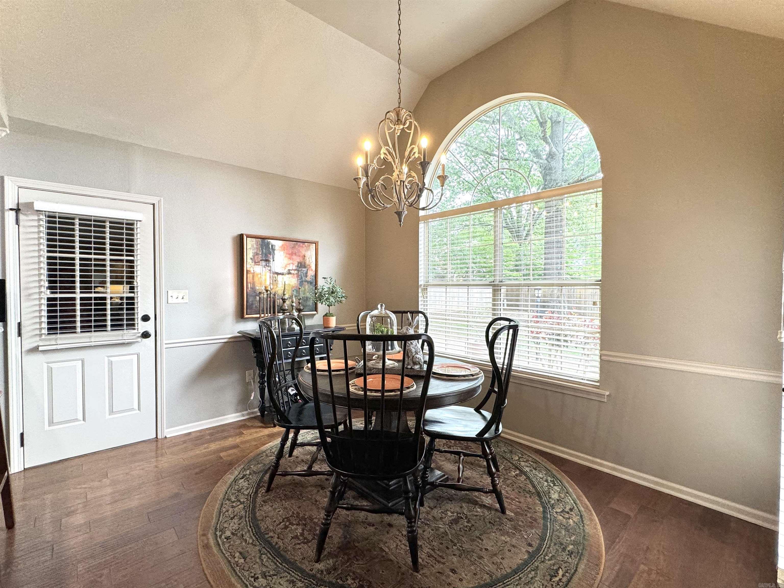 RIVER OAKS - Residential