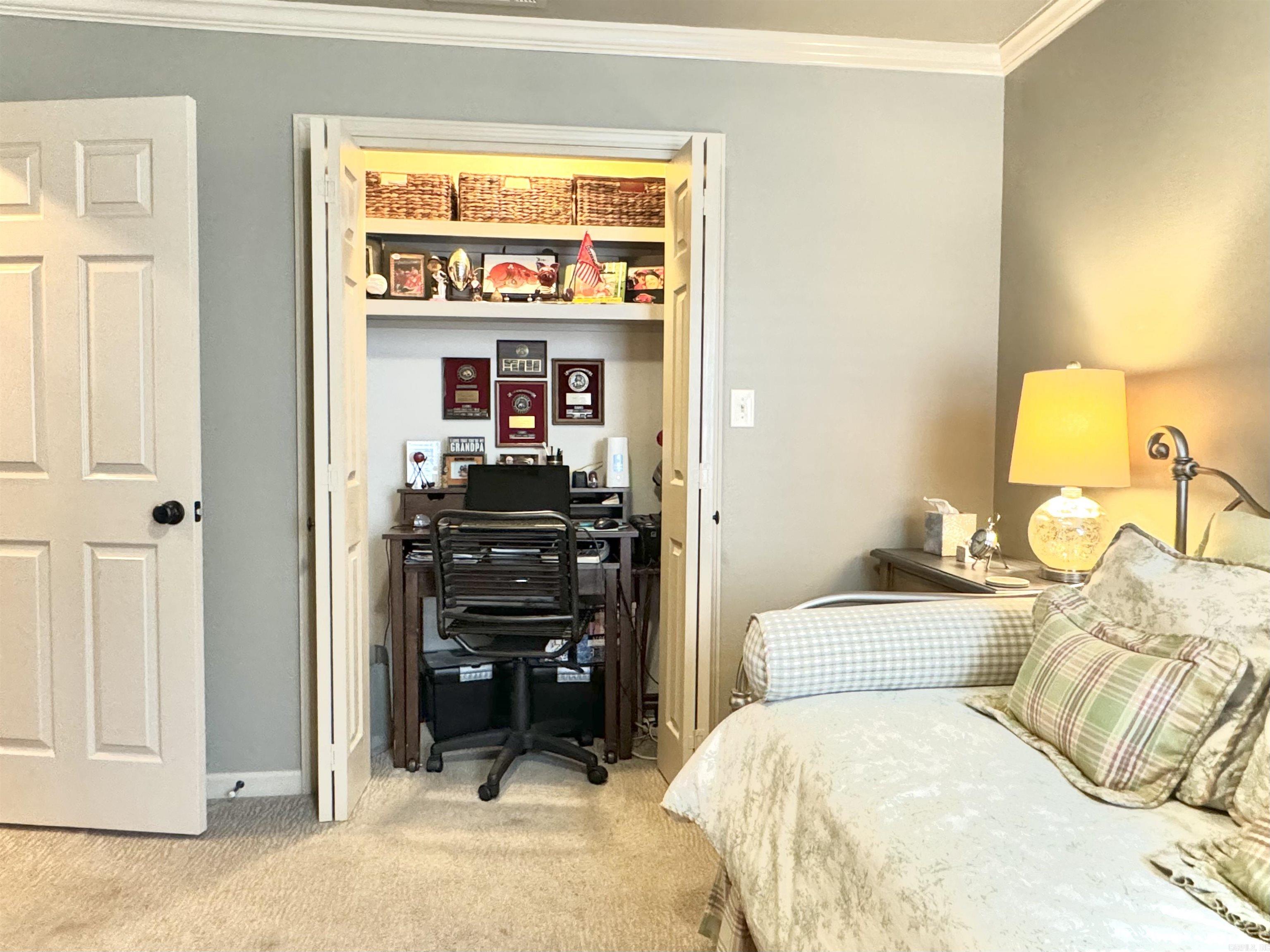 RIVER OAKS - Residential