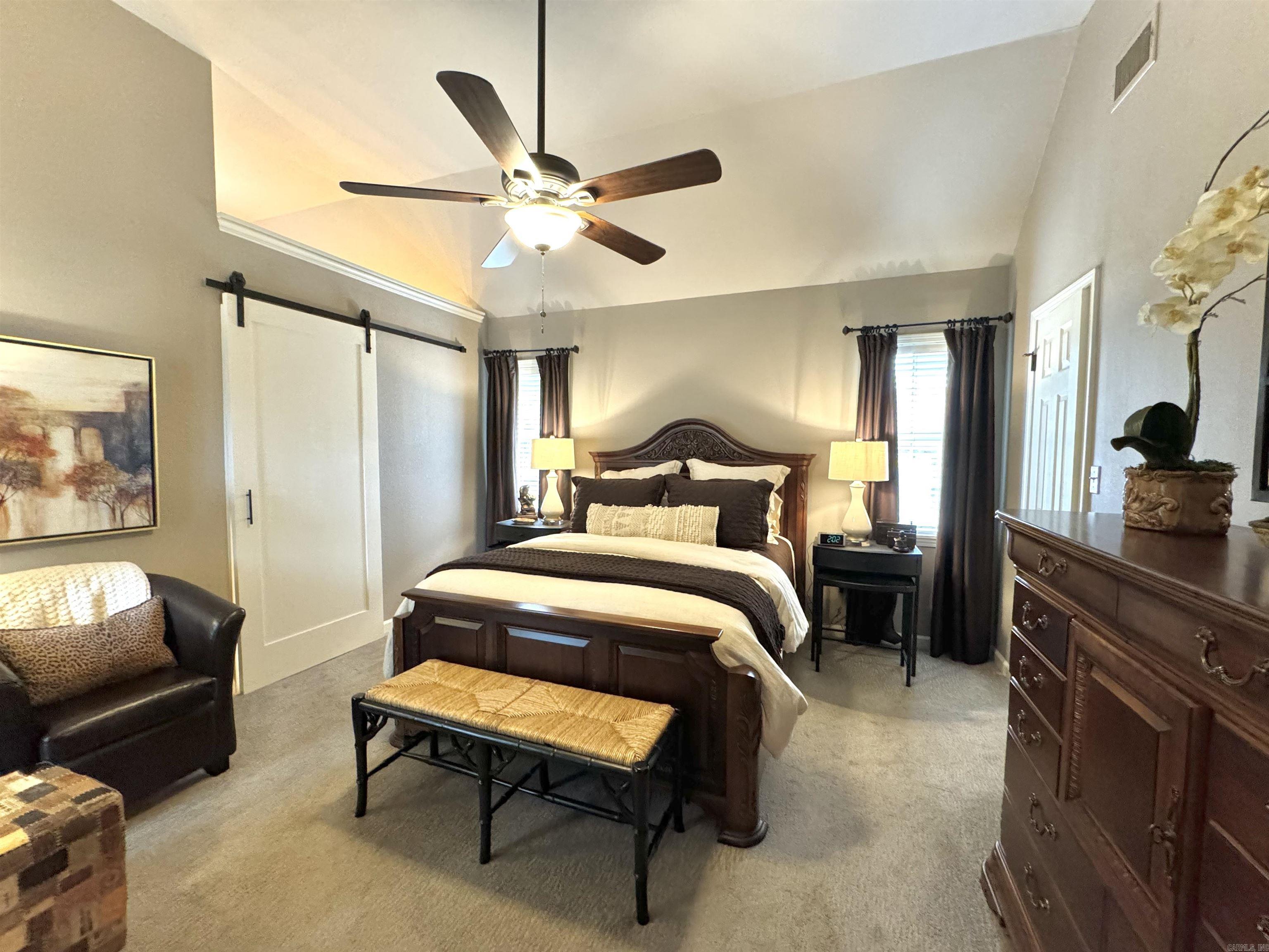 RIVER OAKS - Residential