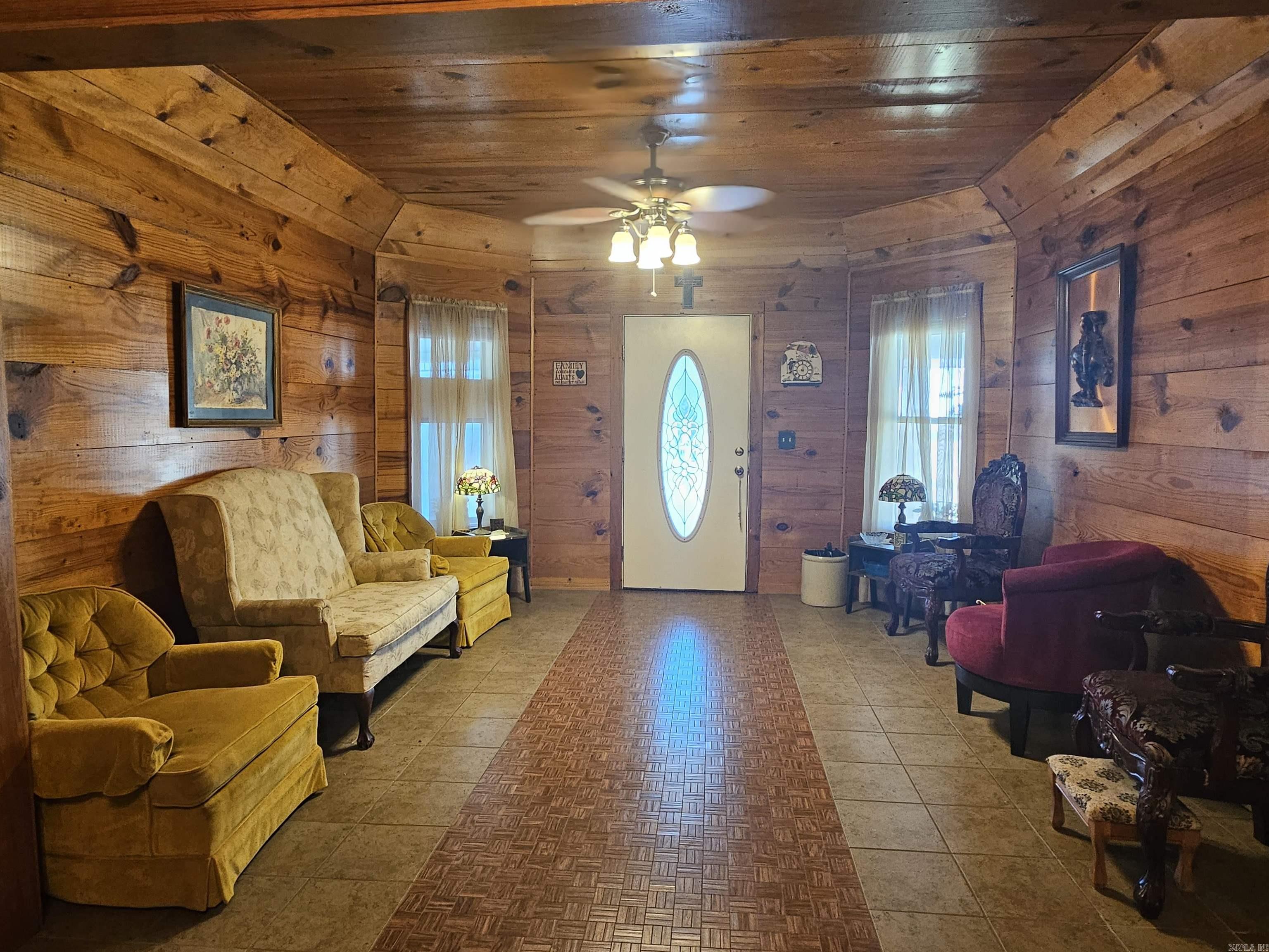 Metes & Bounds - Residential