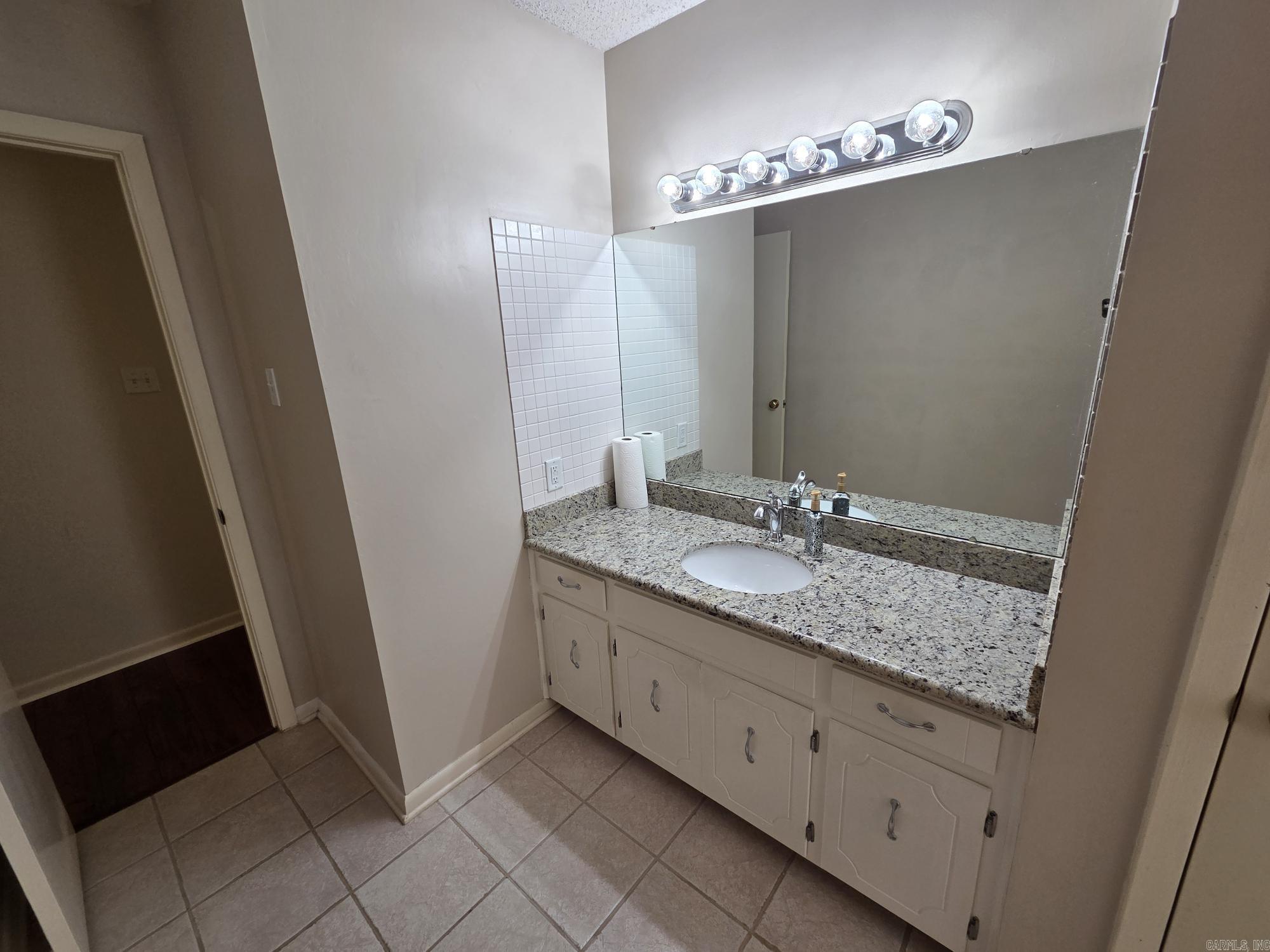 PINEWOOD ESTATES - Residential