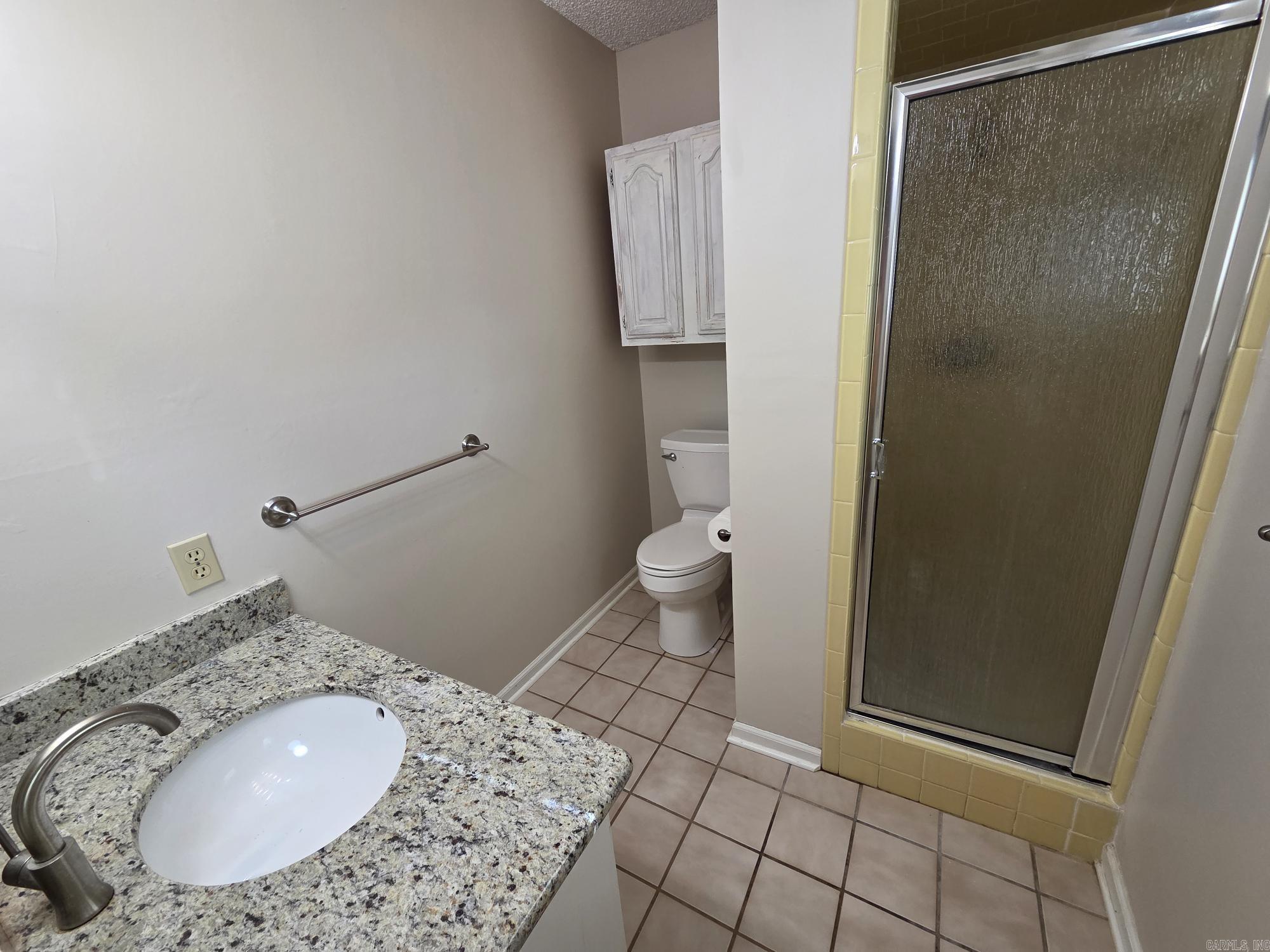 PINEWOOD ESTATES - Residential