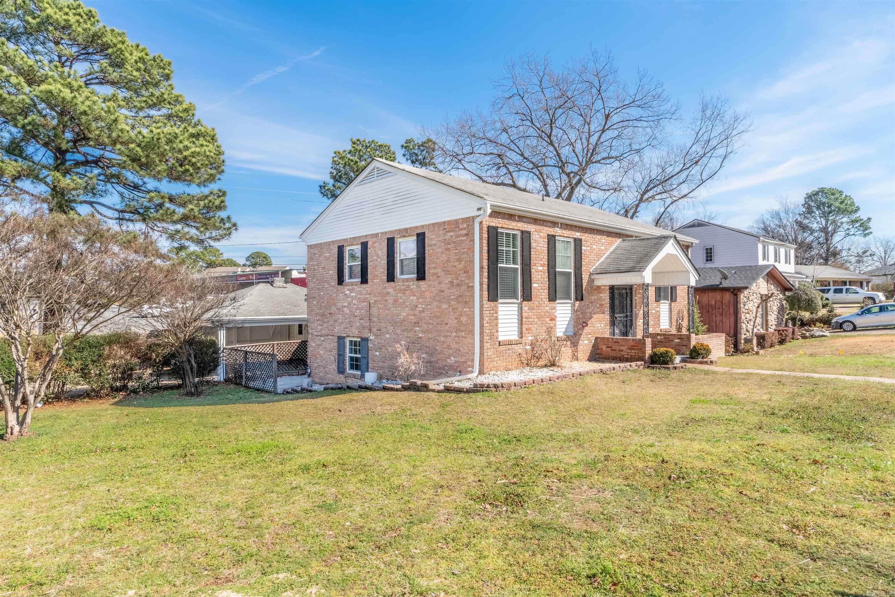 TREASURE HILL - Residential