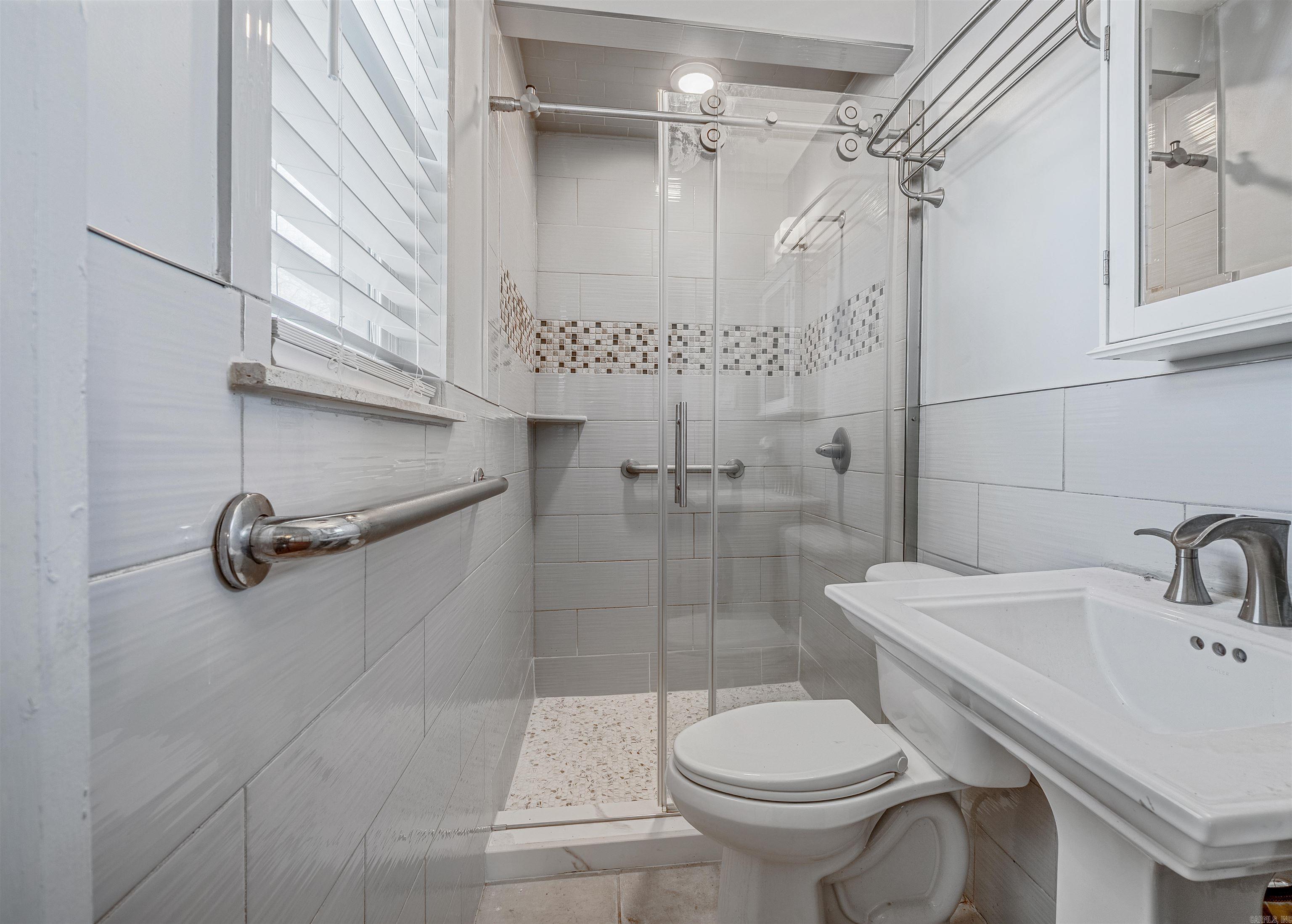 TREASURE HILL - Residential