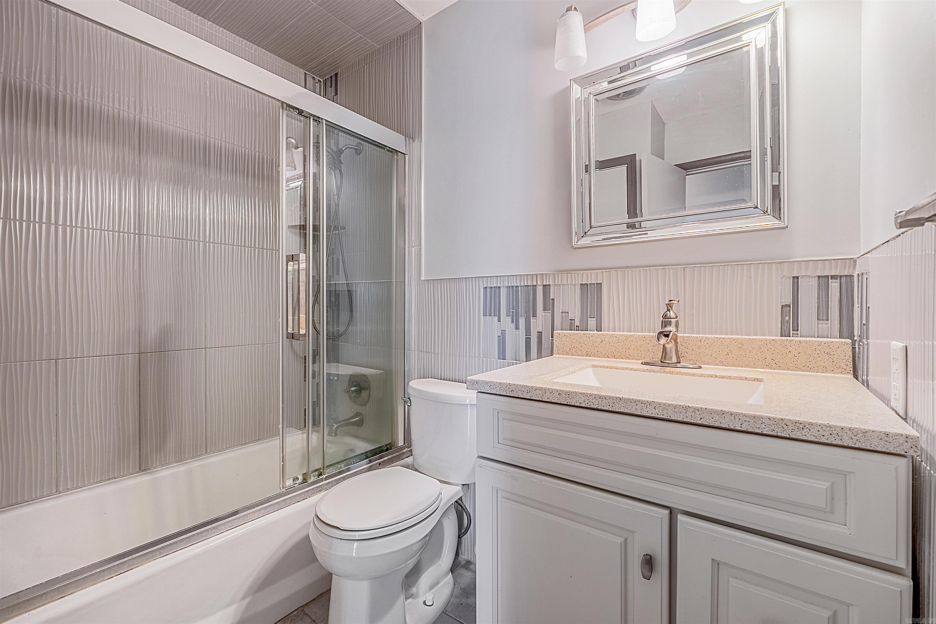 TREASURE HILL - Residential